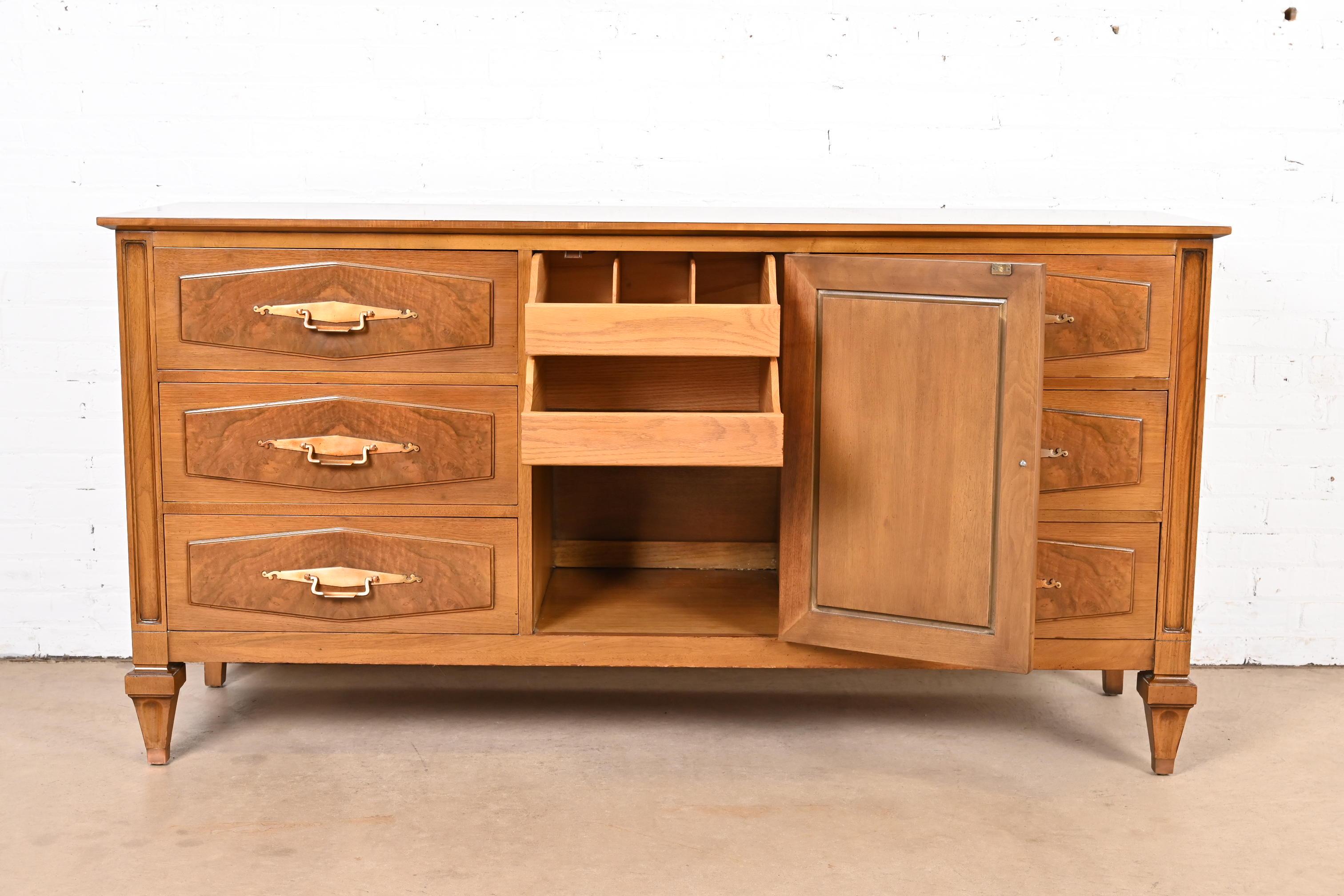 Romweber Mid-Century Hollywood Regency Walnut and Burl Wood Dresser or Credenza For Sale 6