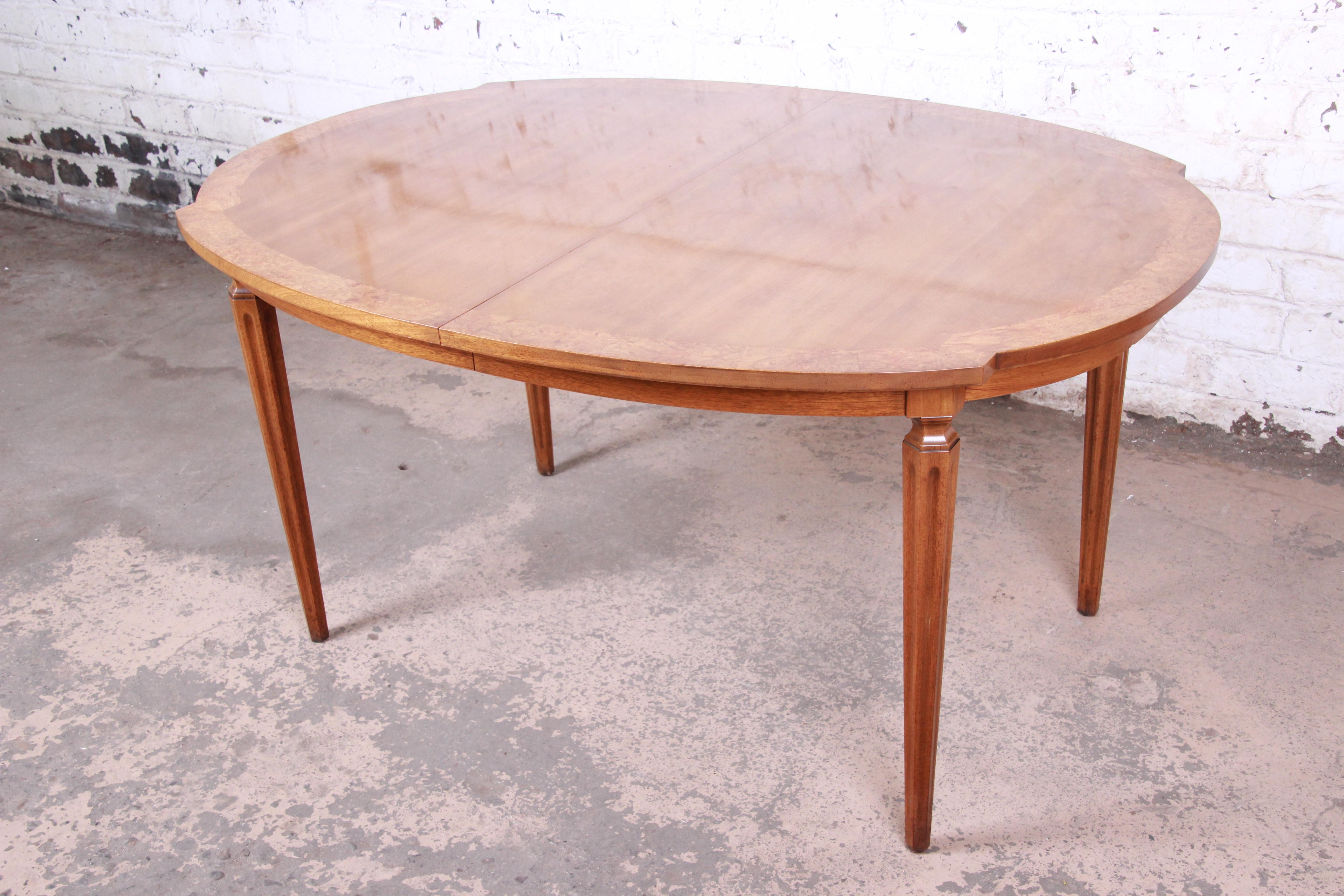 Romweber Mid-Century Modern Cherry and Burl Wood Extension Dining Table, 1960s 4
