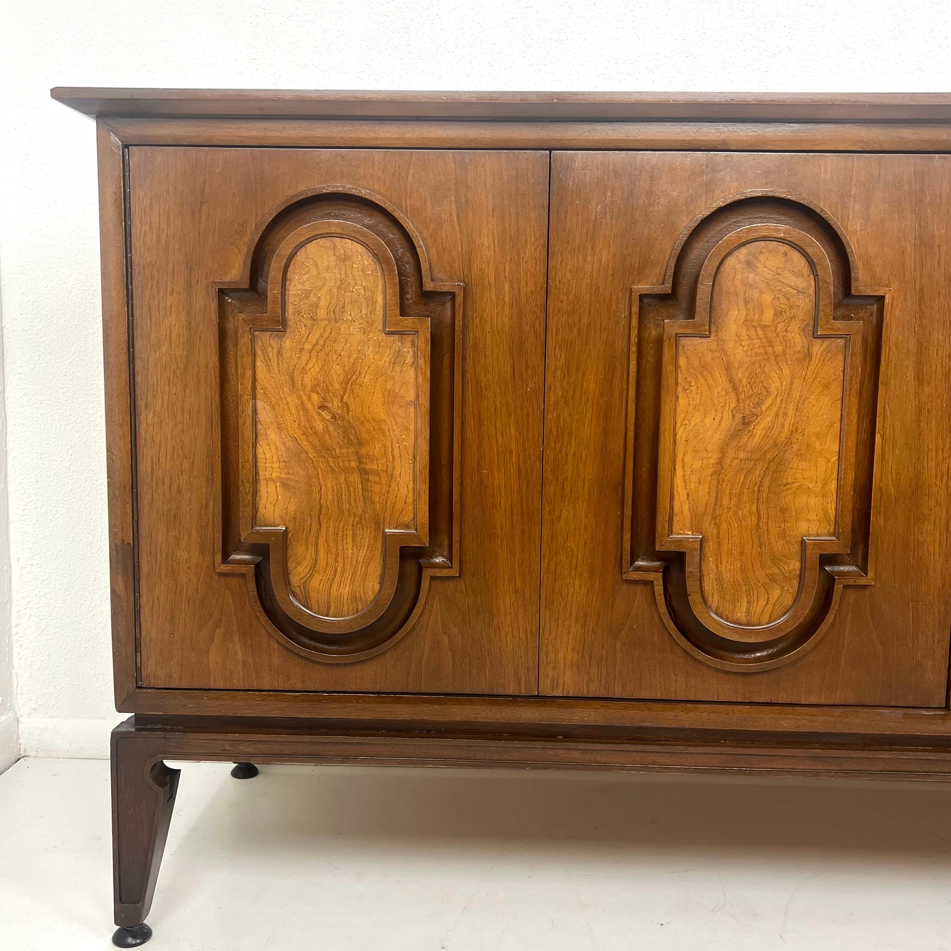 Credenza Romweber del Medioevo in vendita 10