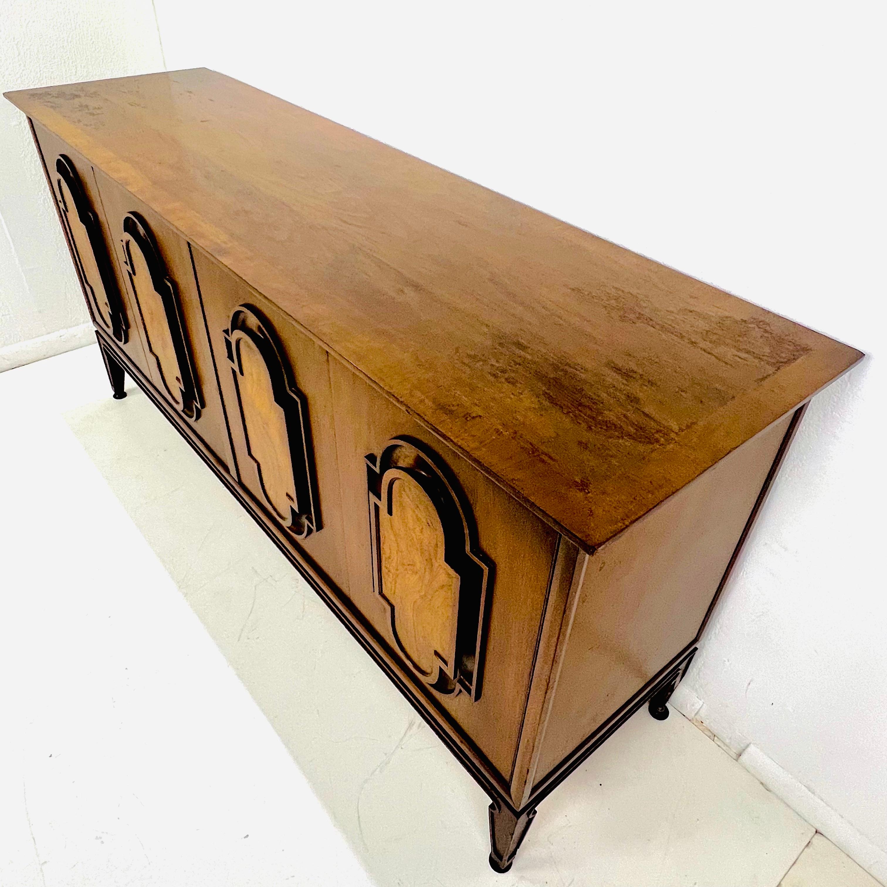 Credenza Romweber del Medioevo In condizioni discrete in vendita a Dallas, TX