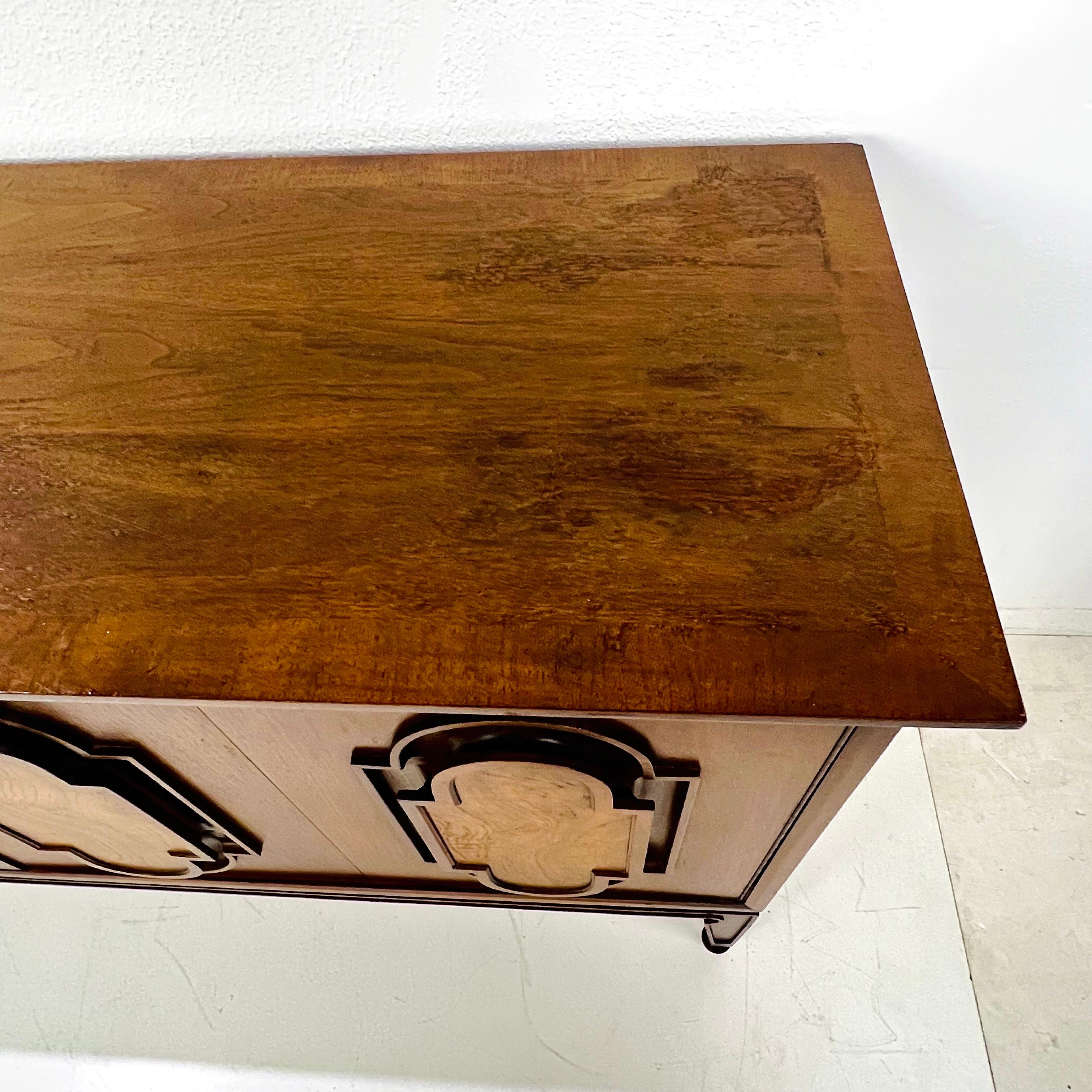 XX secolo Credenza Romweber del Medioevo in vendita