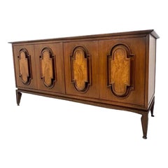 Credenza Romweber del Medioevo