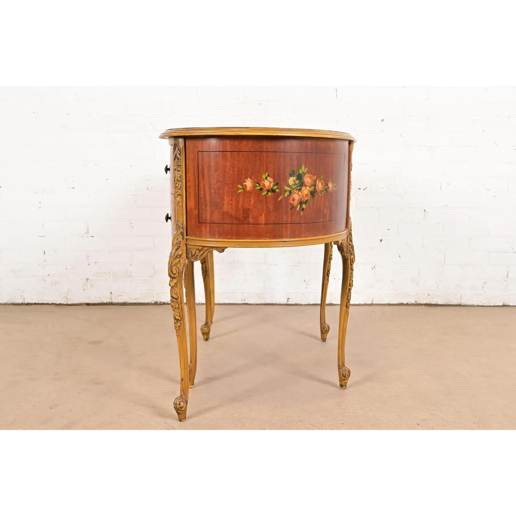 Coiffeuse en bois satiné sculpté Louis XV de style provincial français Romweber, vers 1920 en vente 5