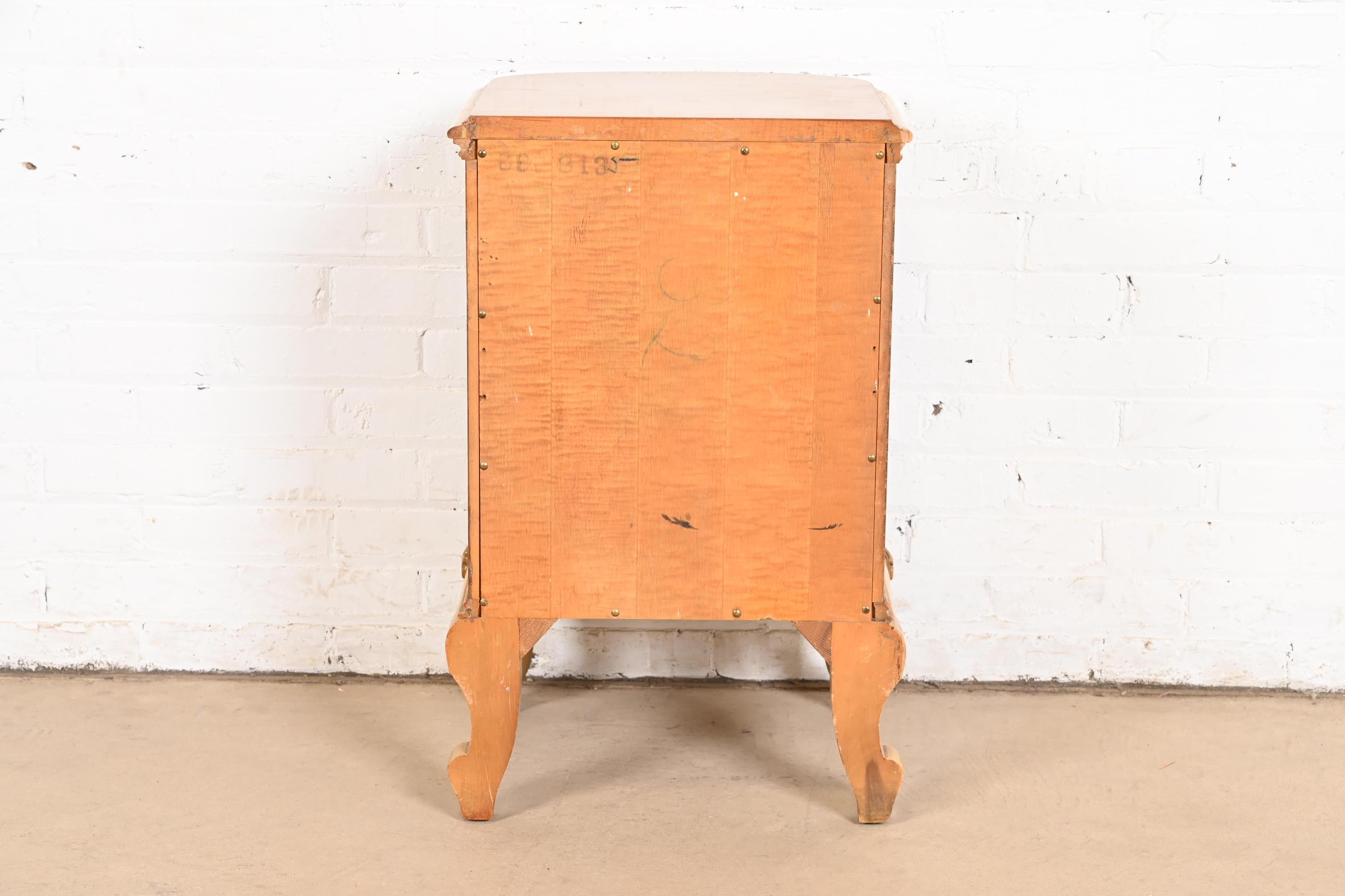 Romweber Style French Provincial Louis XV Flame Mahogany Nightstand For Sale 6