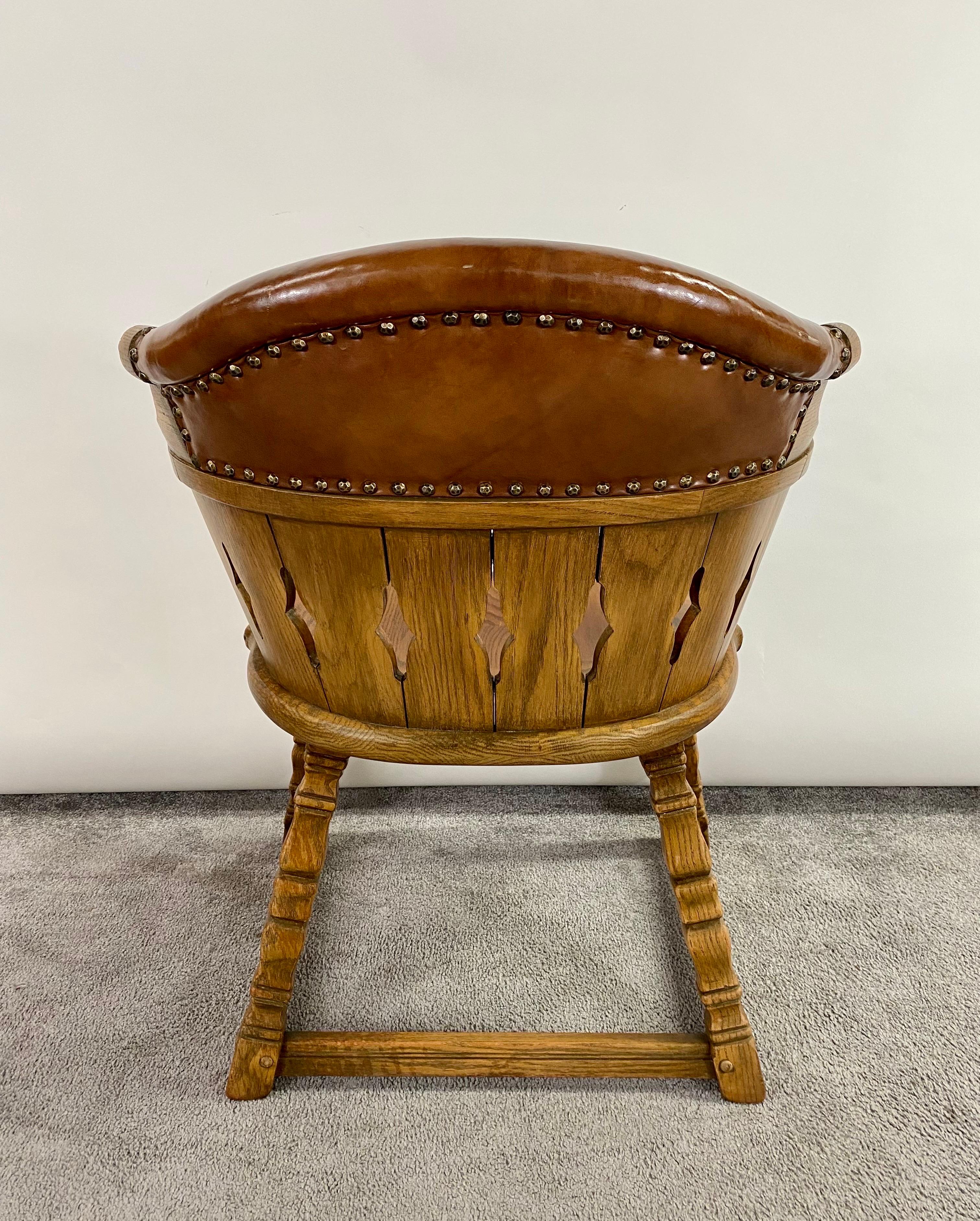 Romweber Viking Oak Leather Back Captains Armchair, Set of 4 In Good Condition In Plainview, NY