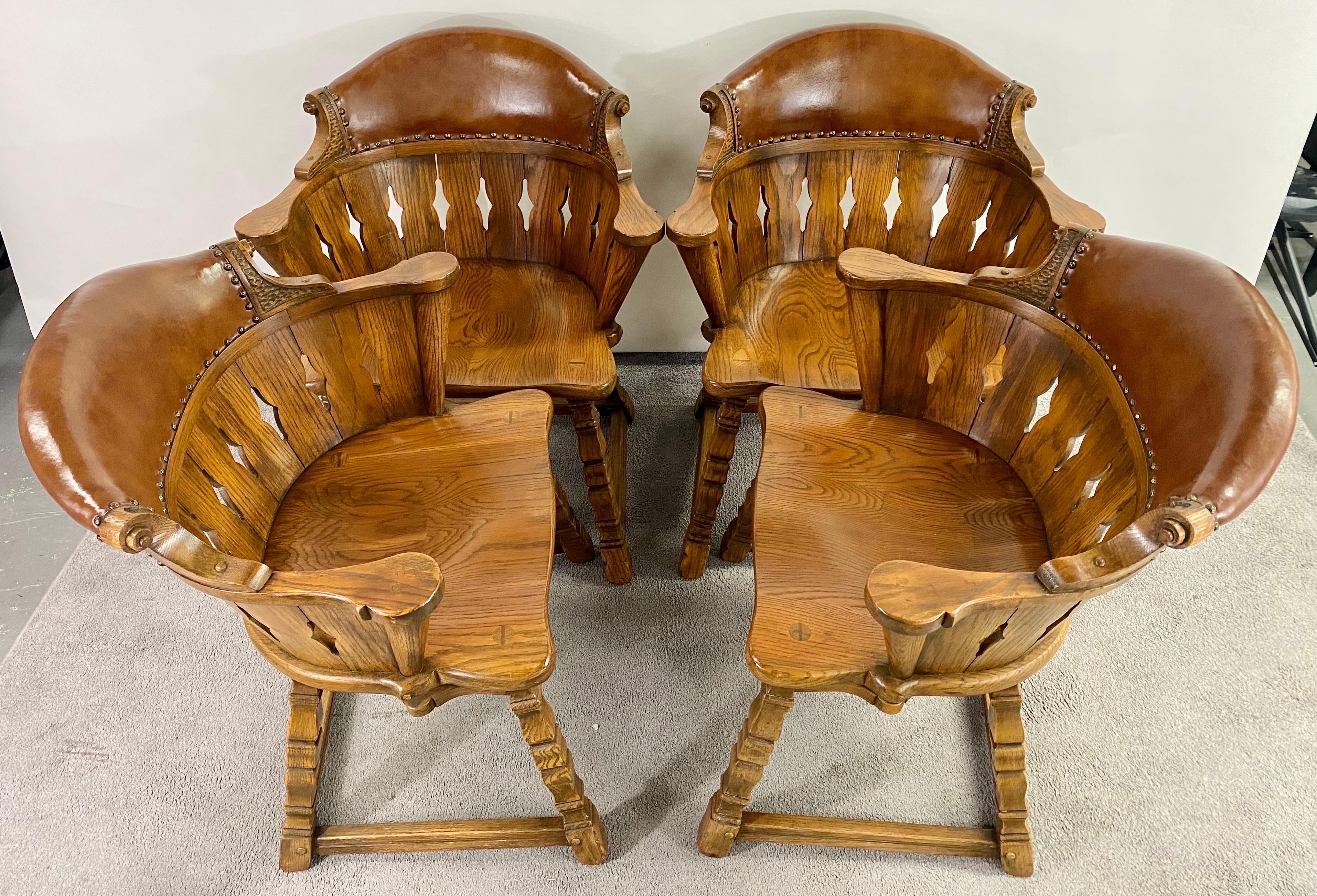 Romweber Viking Oak & Vinyl Top Poker Table with Barrel Chairs, a Set of 5 Pcs 8