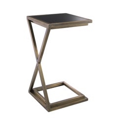 Mesa auxiliar de latón Romy