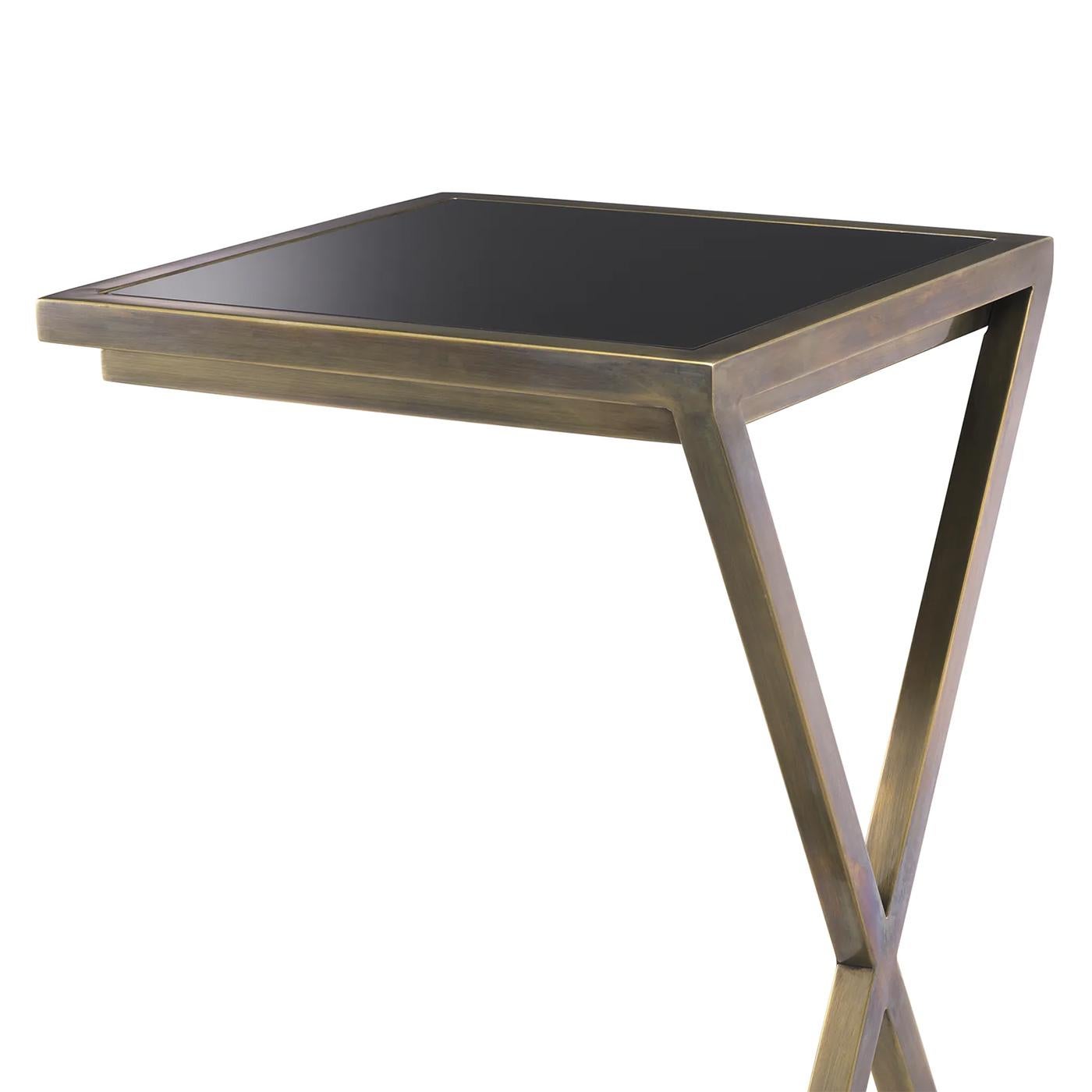 Romy Brass Side Table In New Condition For Sale In Paris, FR