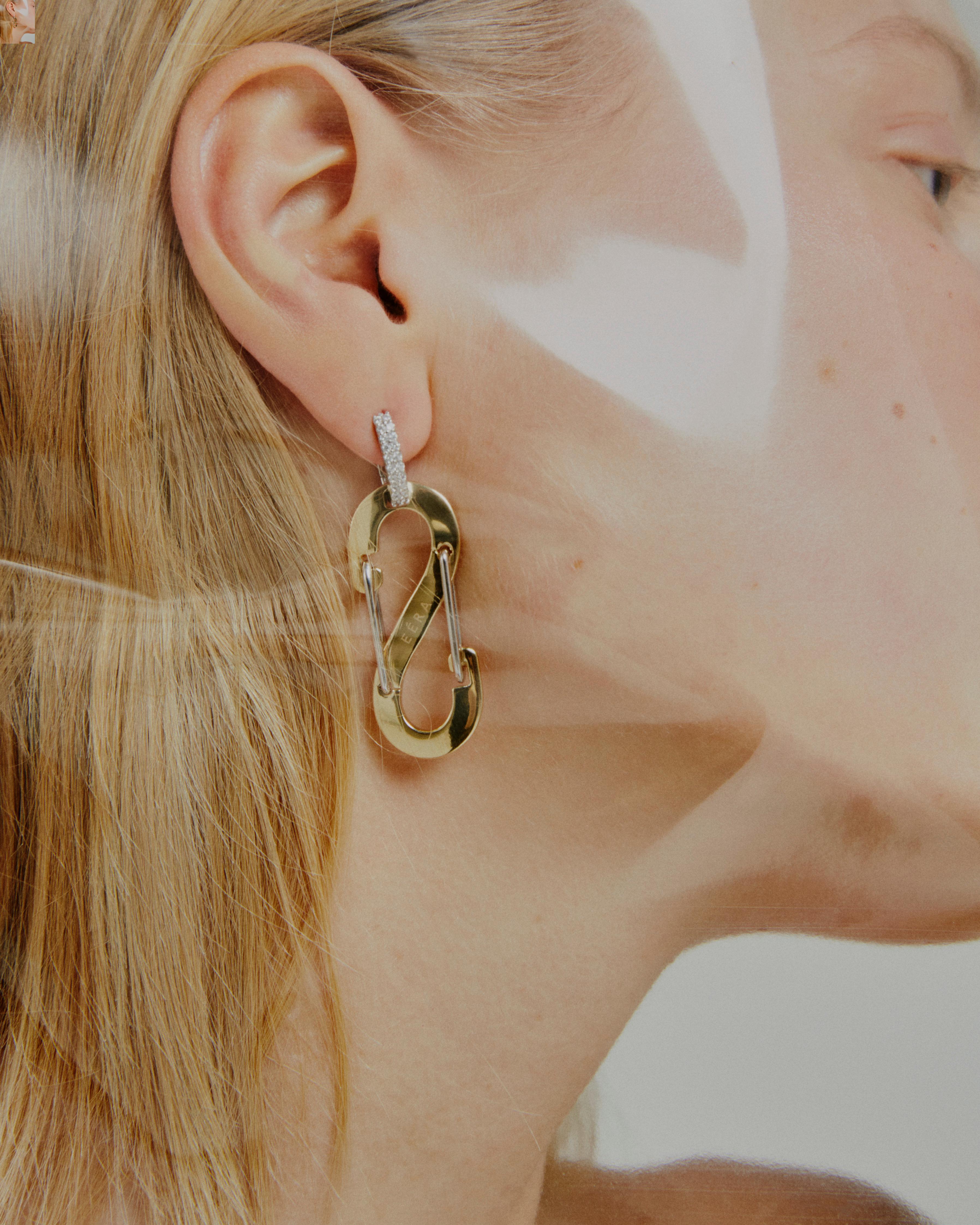 Taglio brillante Orecchino Romi Grande in oro bianco con pavè completo in vendita