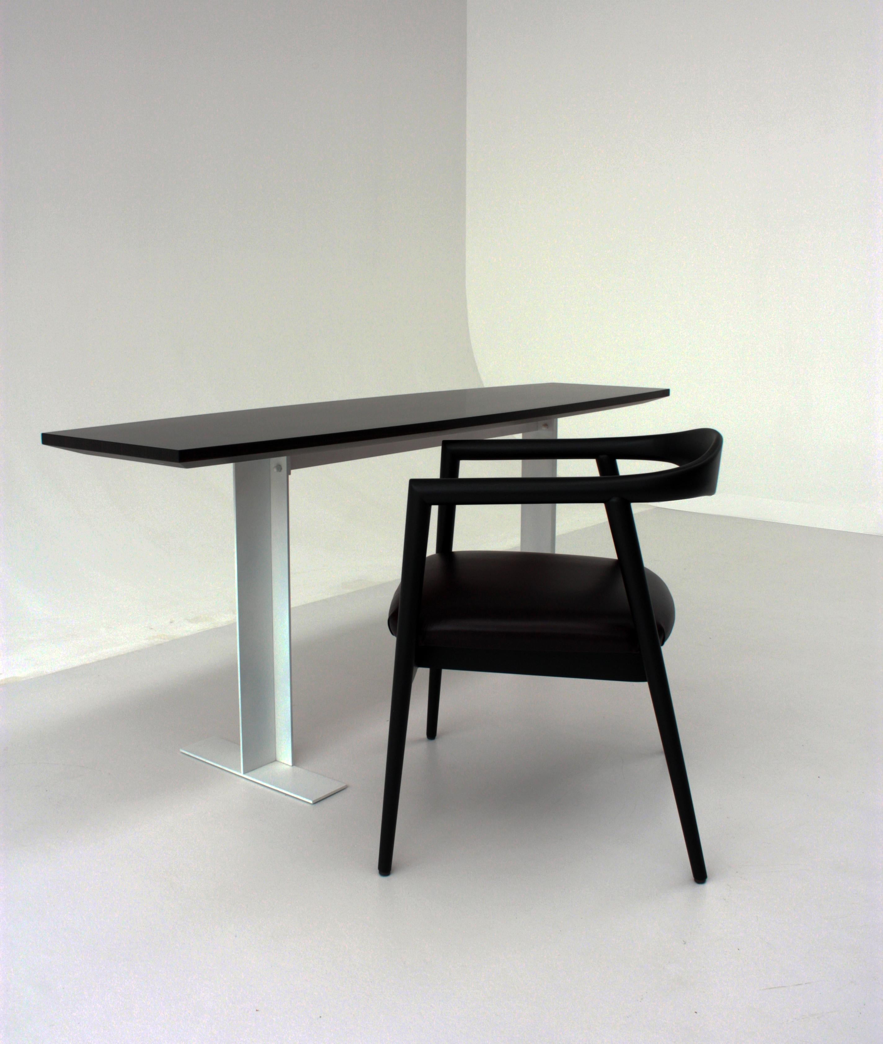 Romy Pull Up 06 Stuhl mit Lederpolsterung und mattem schwarzem Rahmen von Casa Casati im Angebot 6
