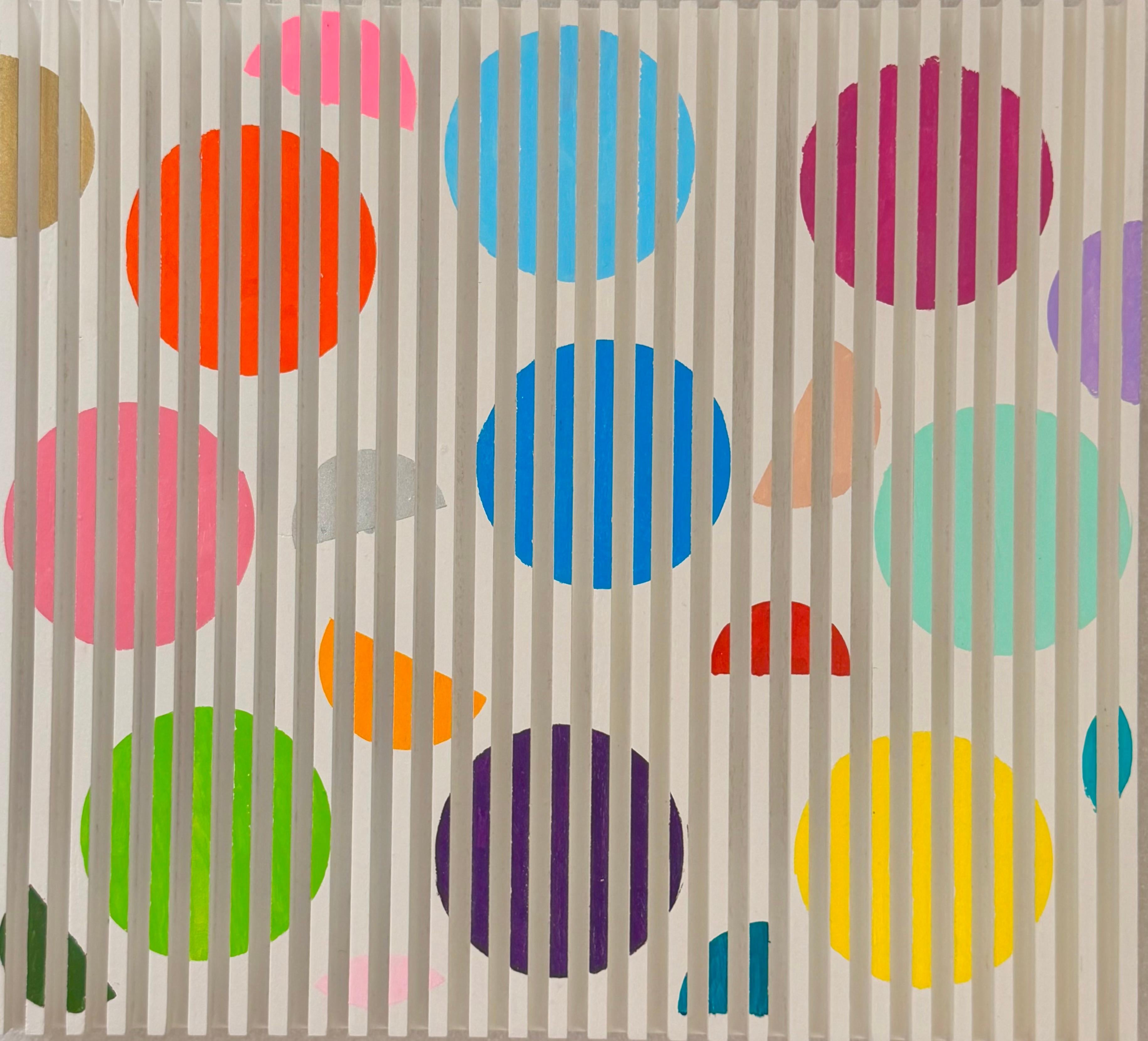 «Silencio policromado», de Ron Agam, relieve geométrico cinético en colores vivos, 2026