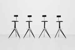 Ron Arad Tabourets Anonimos Set Zeus:: Italie:: 1994