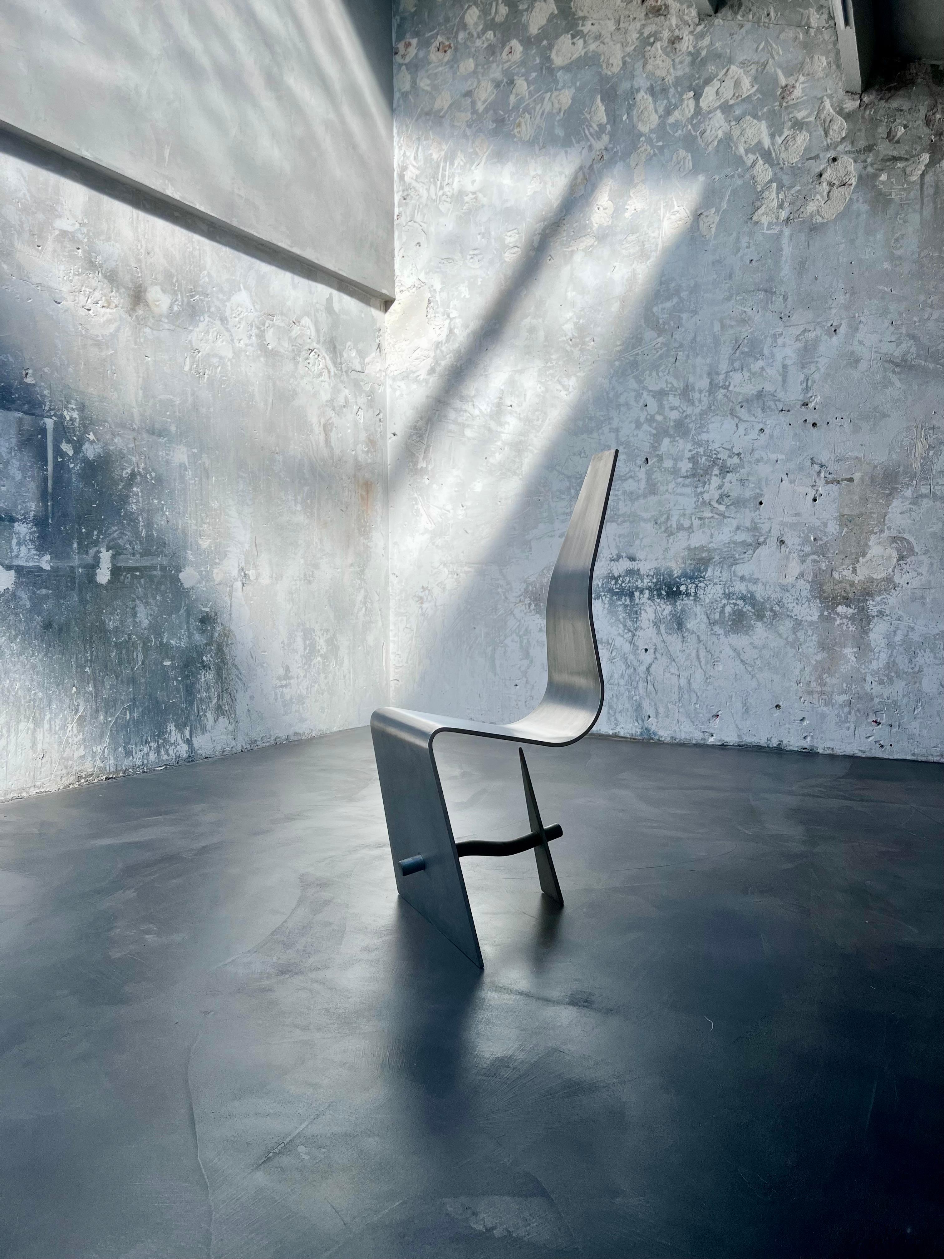 Britannique Ron Arad Horn Chair en vente