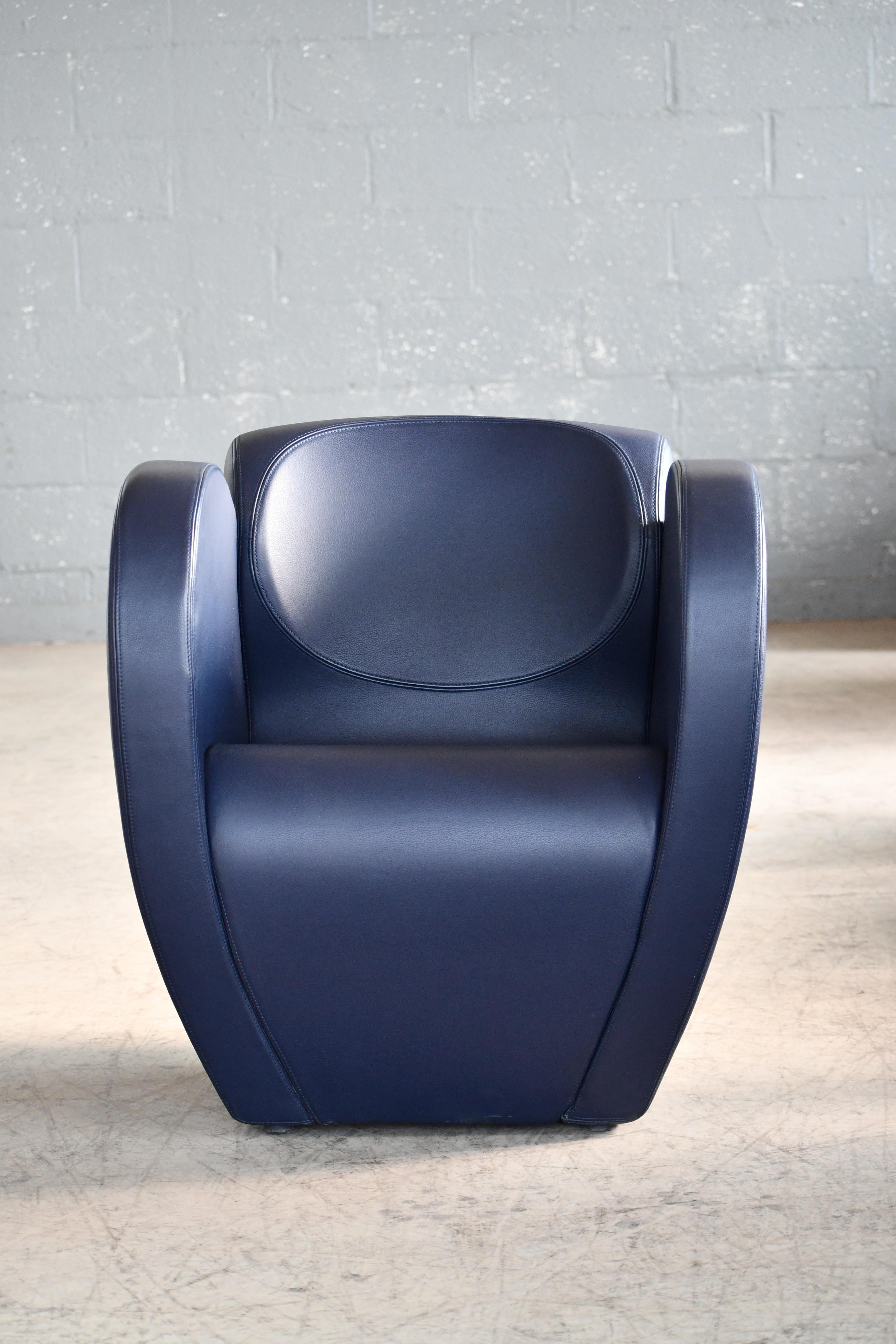 Italian Ron Arad Lounge Chair Model in Blue Leather for Moroso, Italy  For Sale
