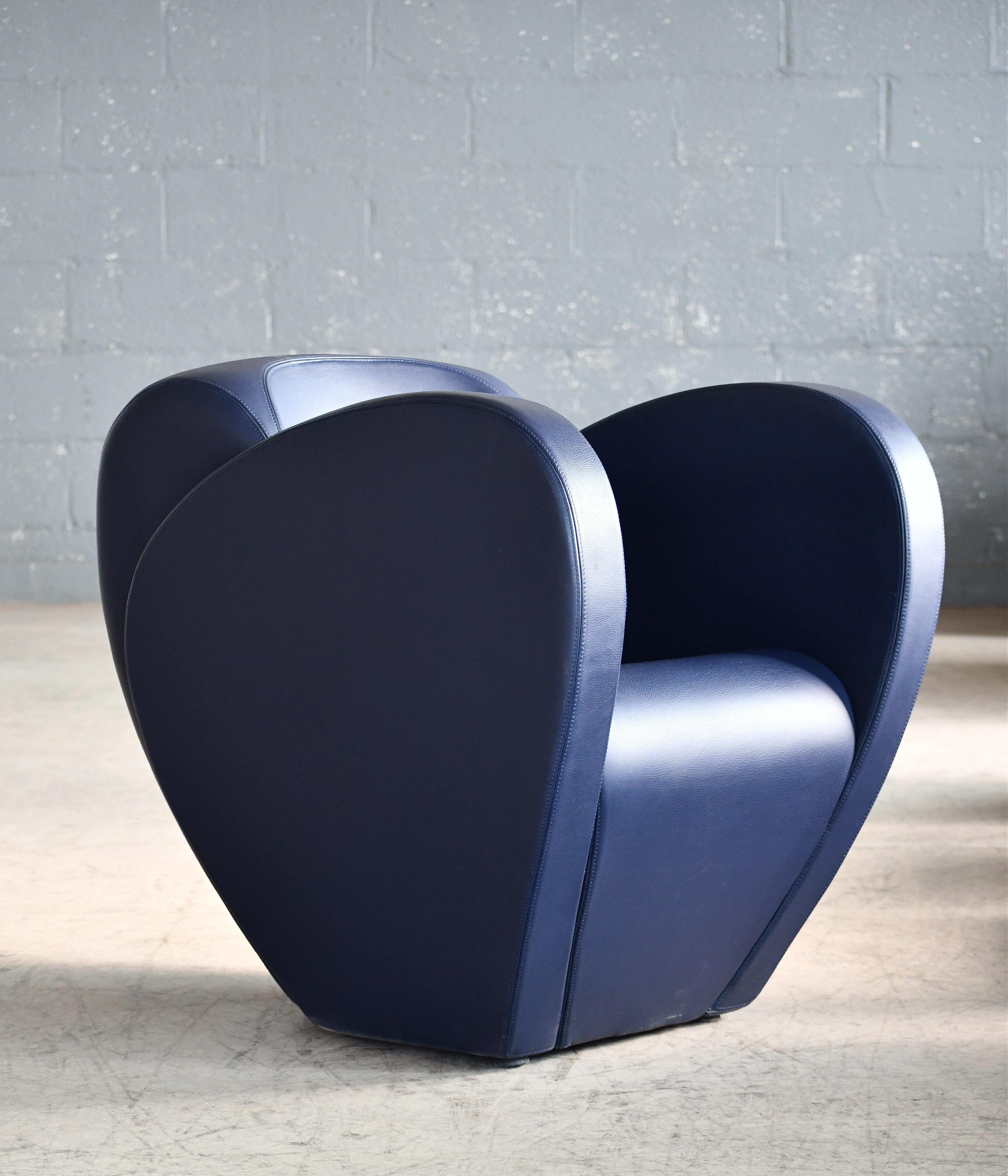 Ron Arad Lounge Chair Model in Blue Leather for Moroso, Italy  In Good Condition For Sale In Bridgeport, CT
