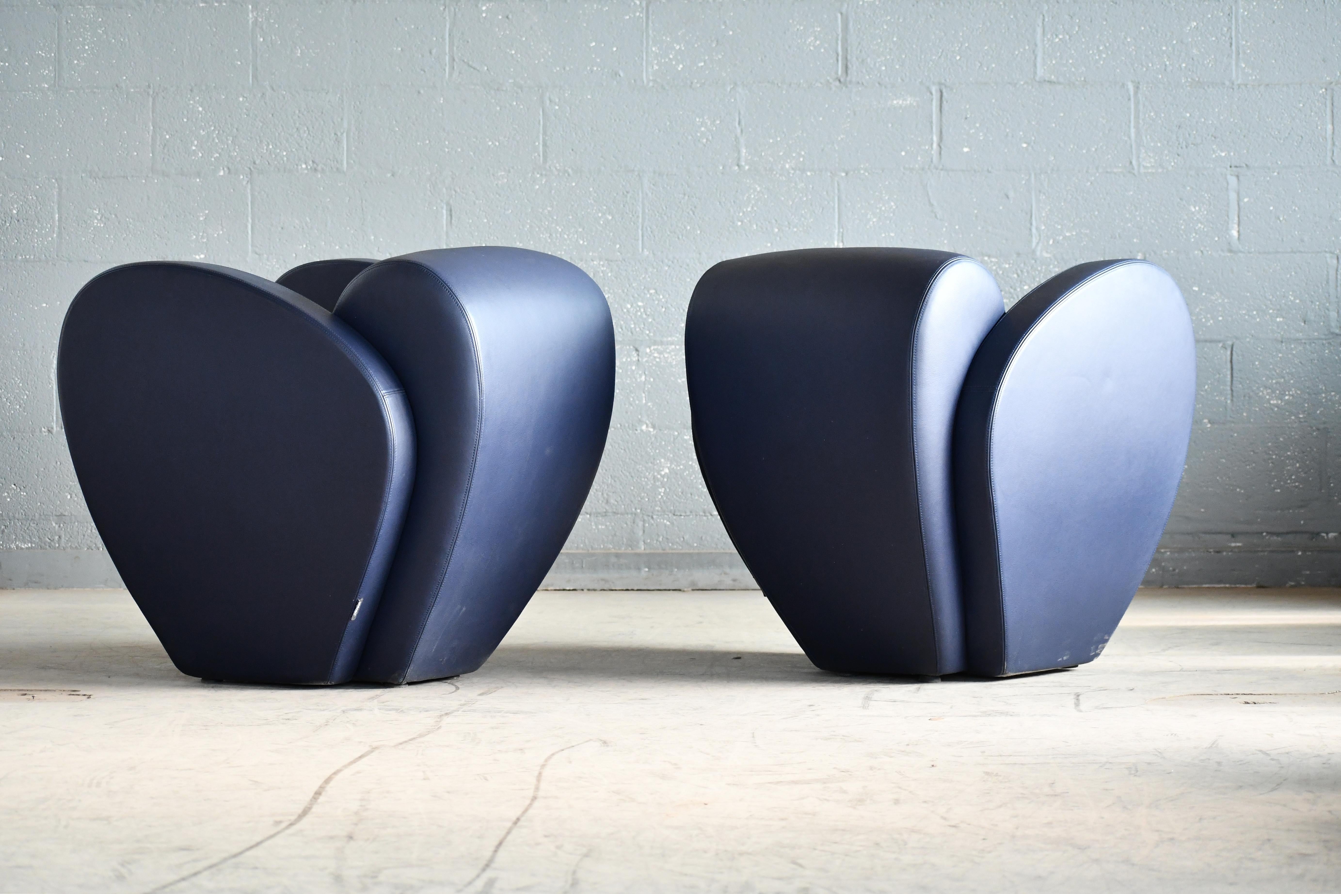 Ron Arad Lounge Chair Model in Blue Leather for Moroso, Italy  For Sale 2