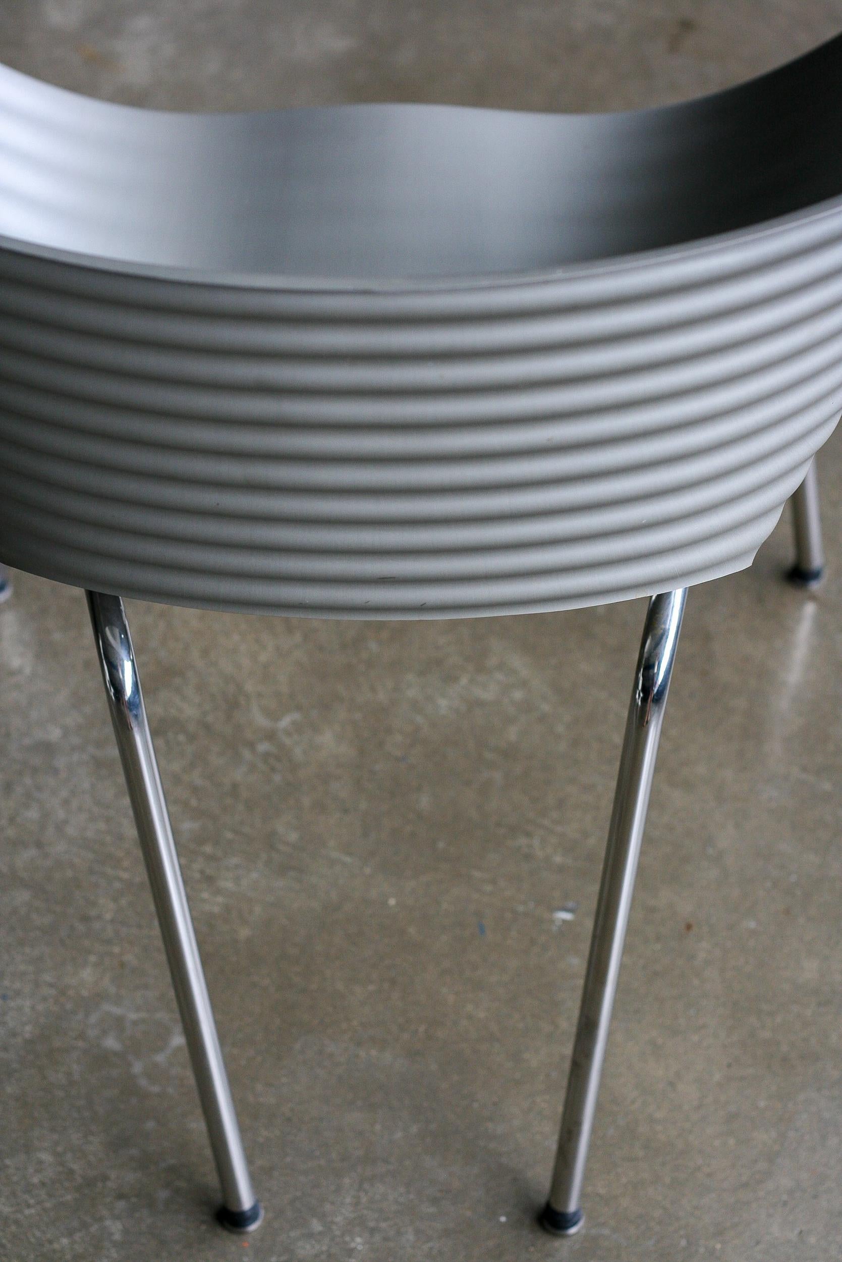ron arad tom vac chair