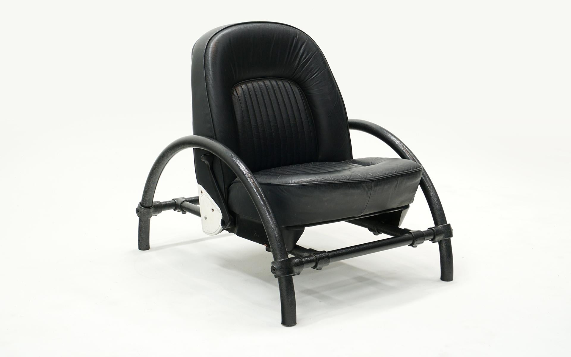 Post-Modern Ron Arad Rover Chair for One Off LTD, London, 1980. Great Condition.  For Sale