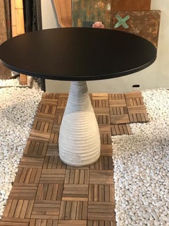 Tabella Porcin Off Modello di Ron Arad per Zeus, Milano