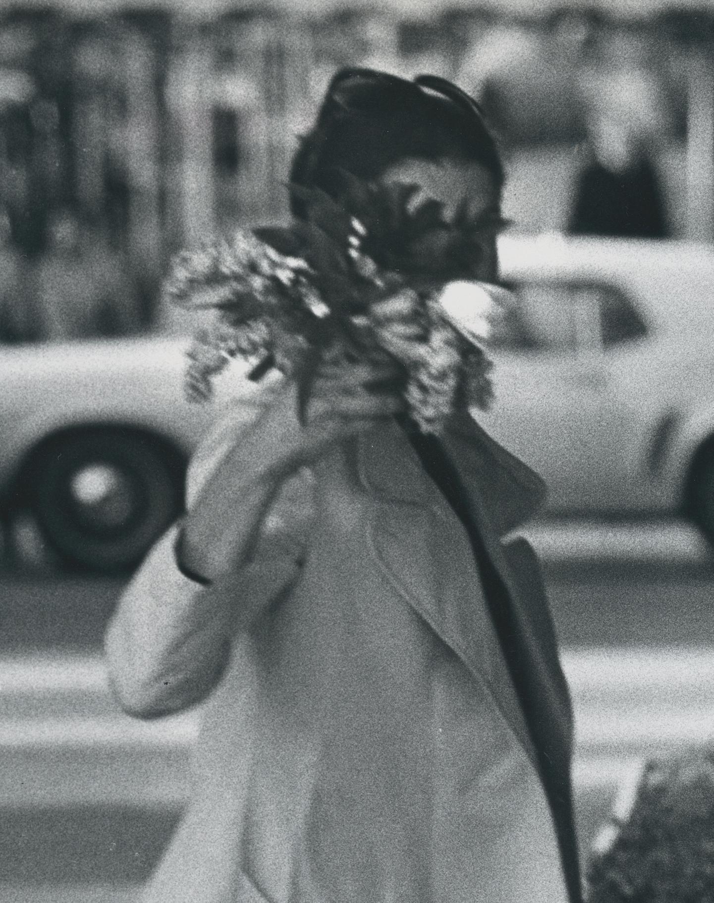 Jackie Onassis, Schwarz-Weiß-Fotografie, ca. 1960 (Moderne), Art, von Ron Galella