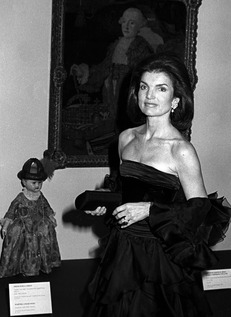Jacqueline Kennedy Onassis at the Metropolitan Museum of Art - Photograph by Ron Galella