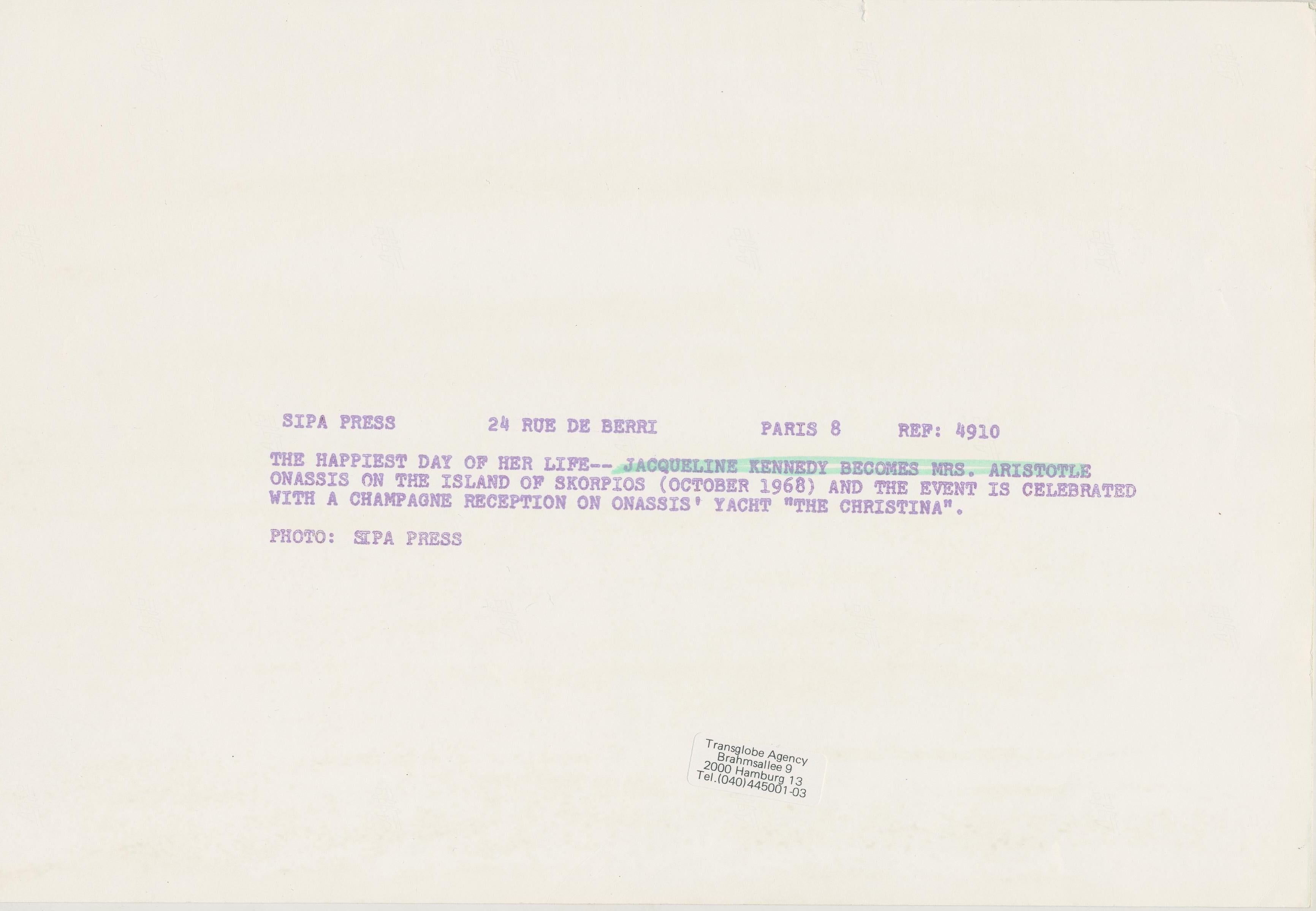 Ankunft, Jackie Kennedy Onassis, Griechenland, 1968, 20,2 x 29,9 cm im Angebot 1