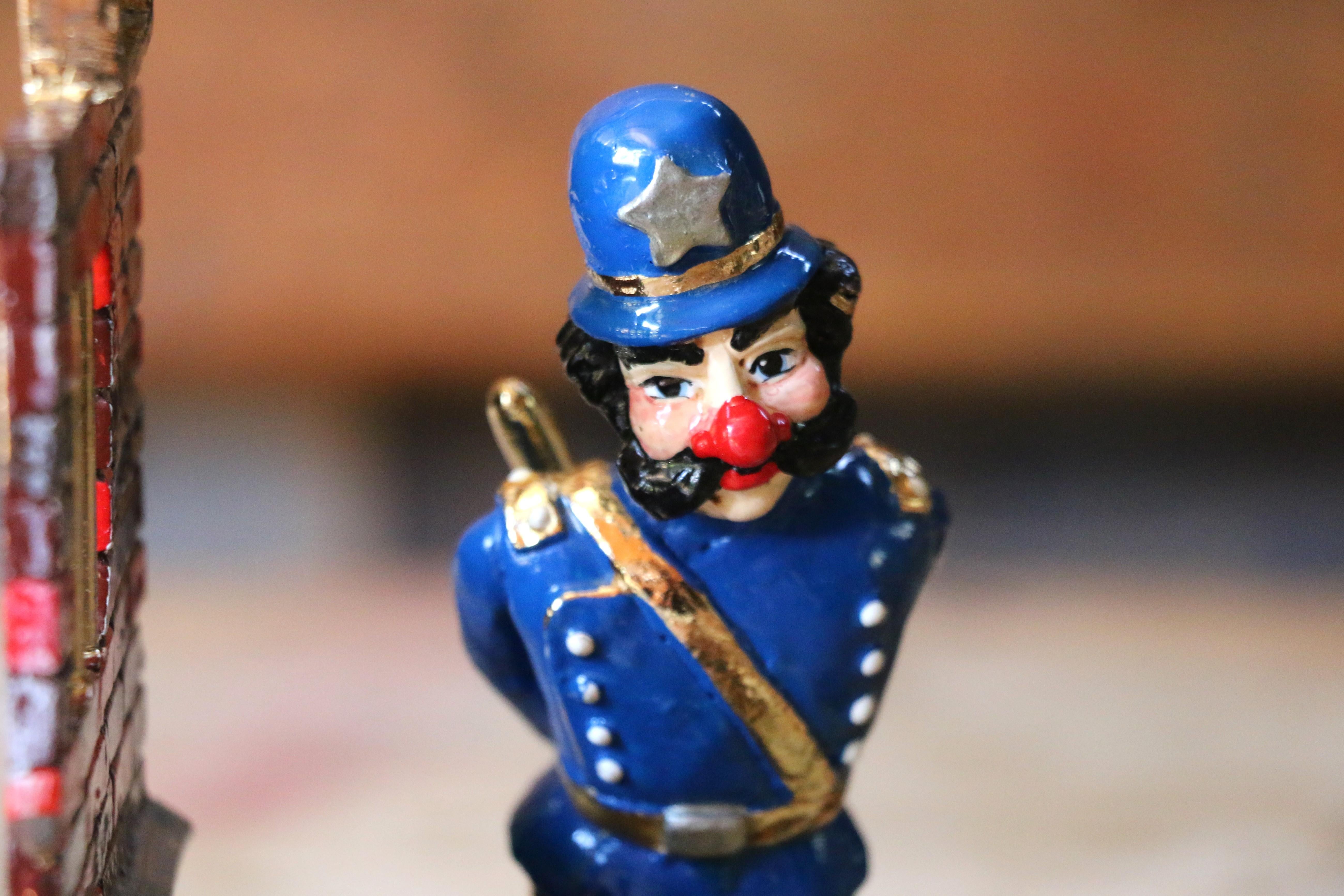 Ron Lee Collectible Figurine Titled 