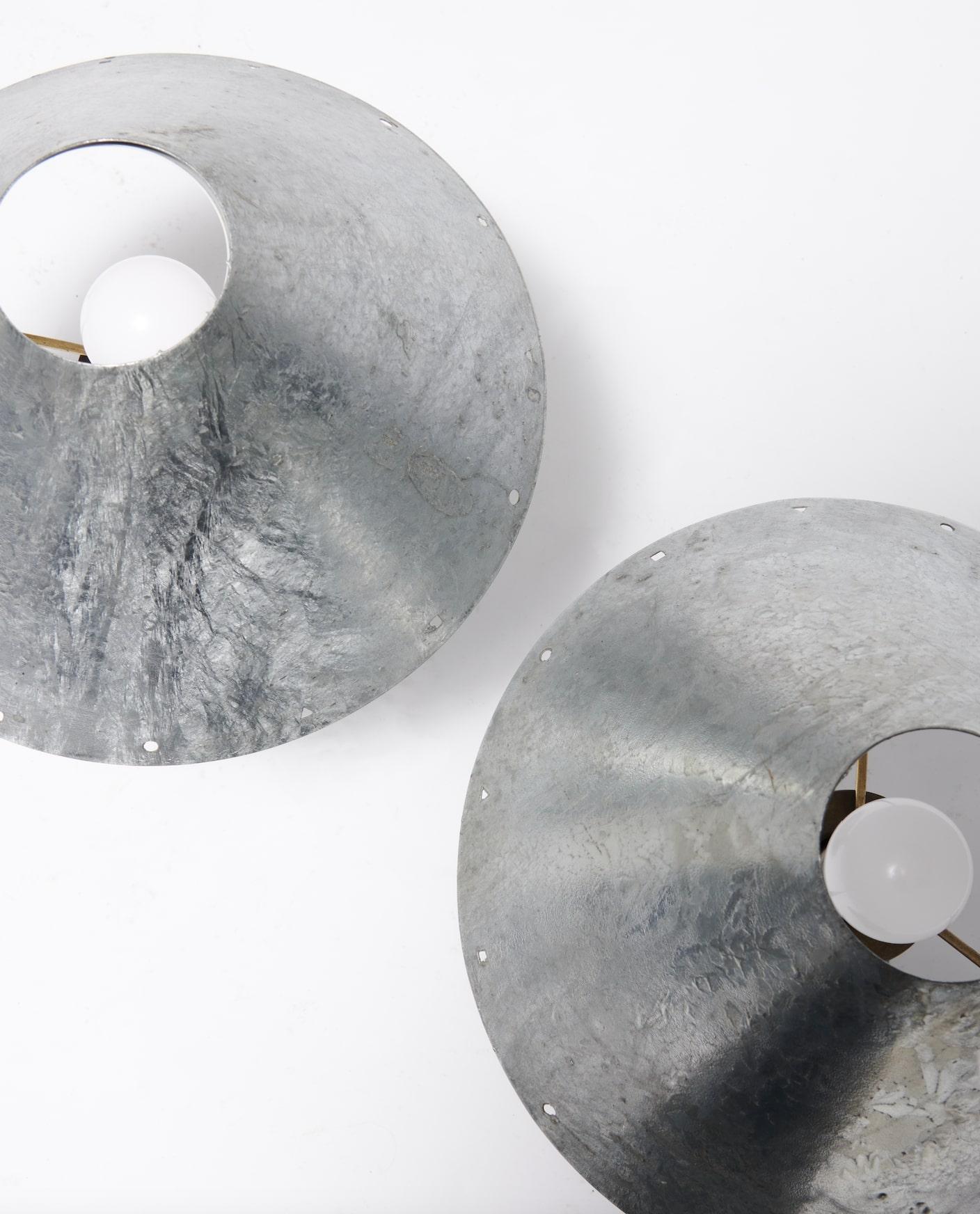 Ron Rezek, ‘4200’ Zinc Table Lamps, USA, 1980 In Good Condition For Sale In New York, NY