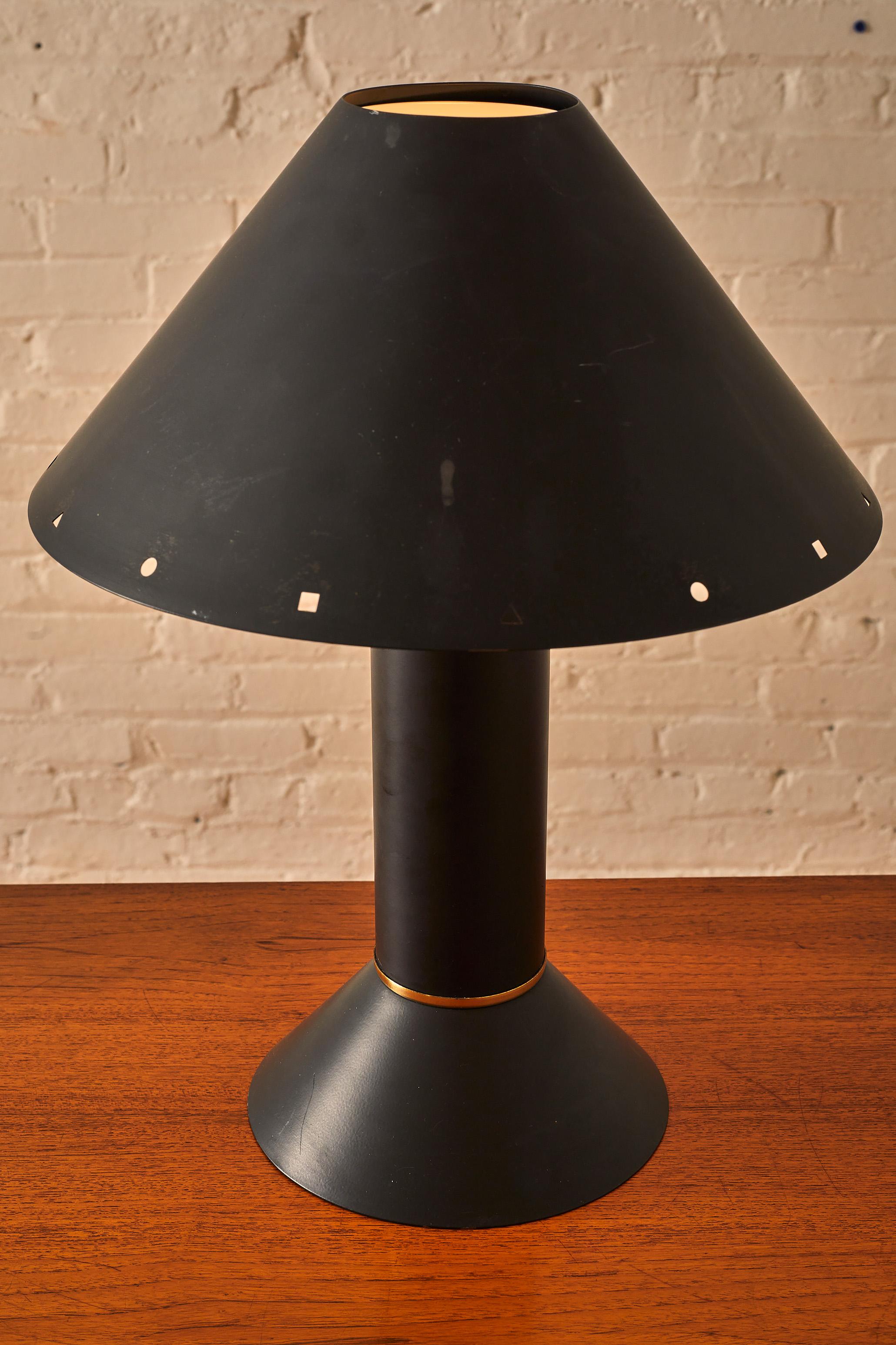 Mid-Century Modern Lampe à poser en cuivre Ron Rezek en vente