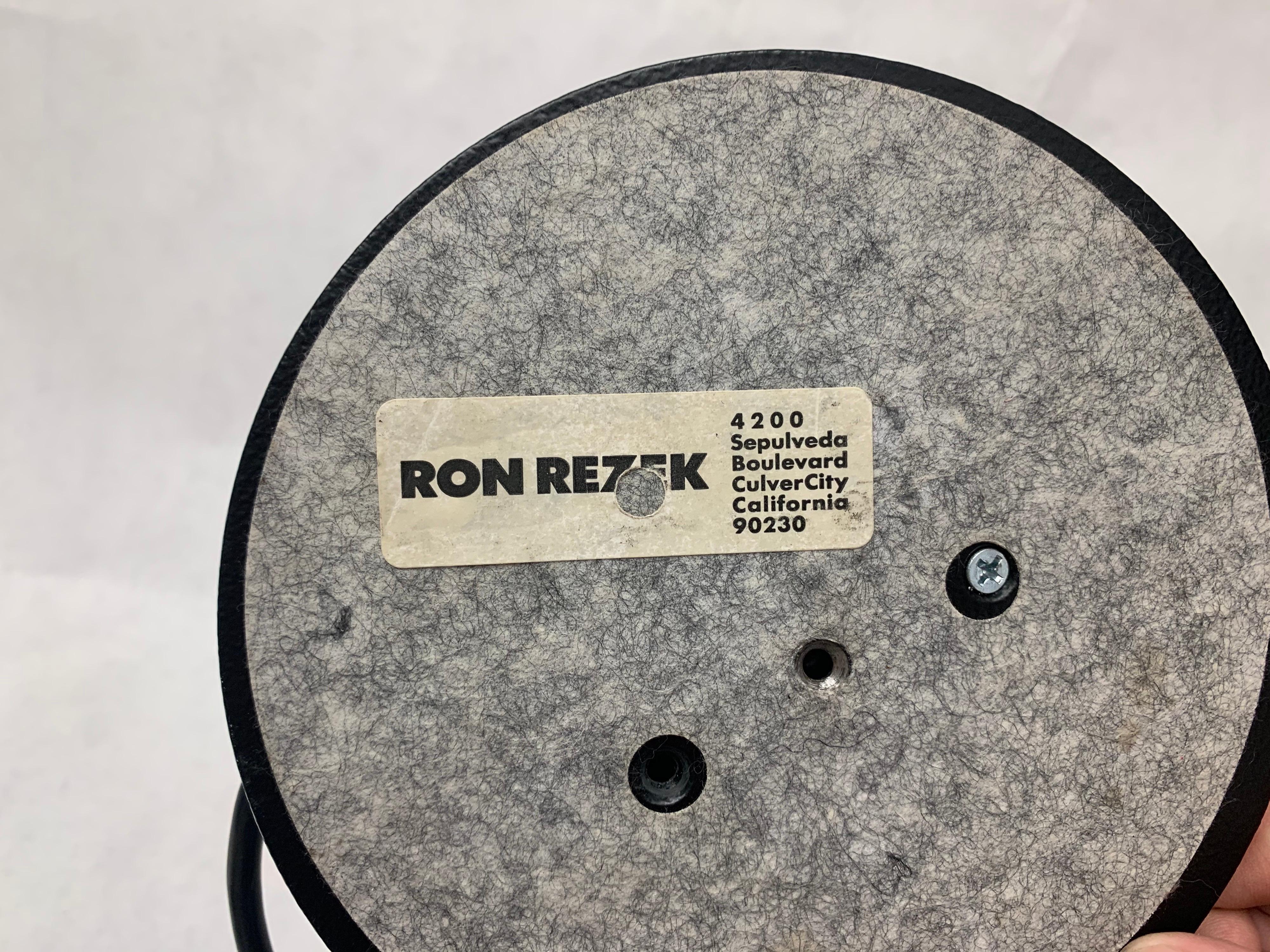 Américain Lampe de table Post Modern de Ron Rezek en vente