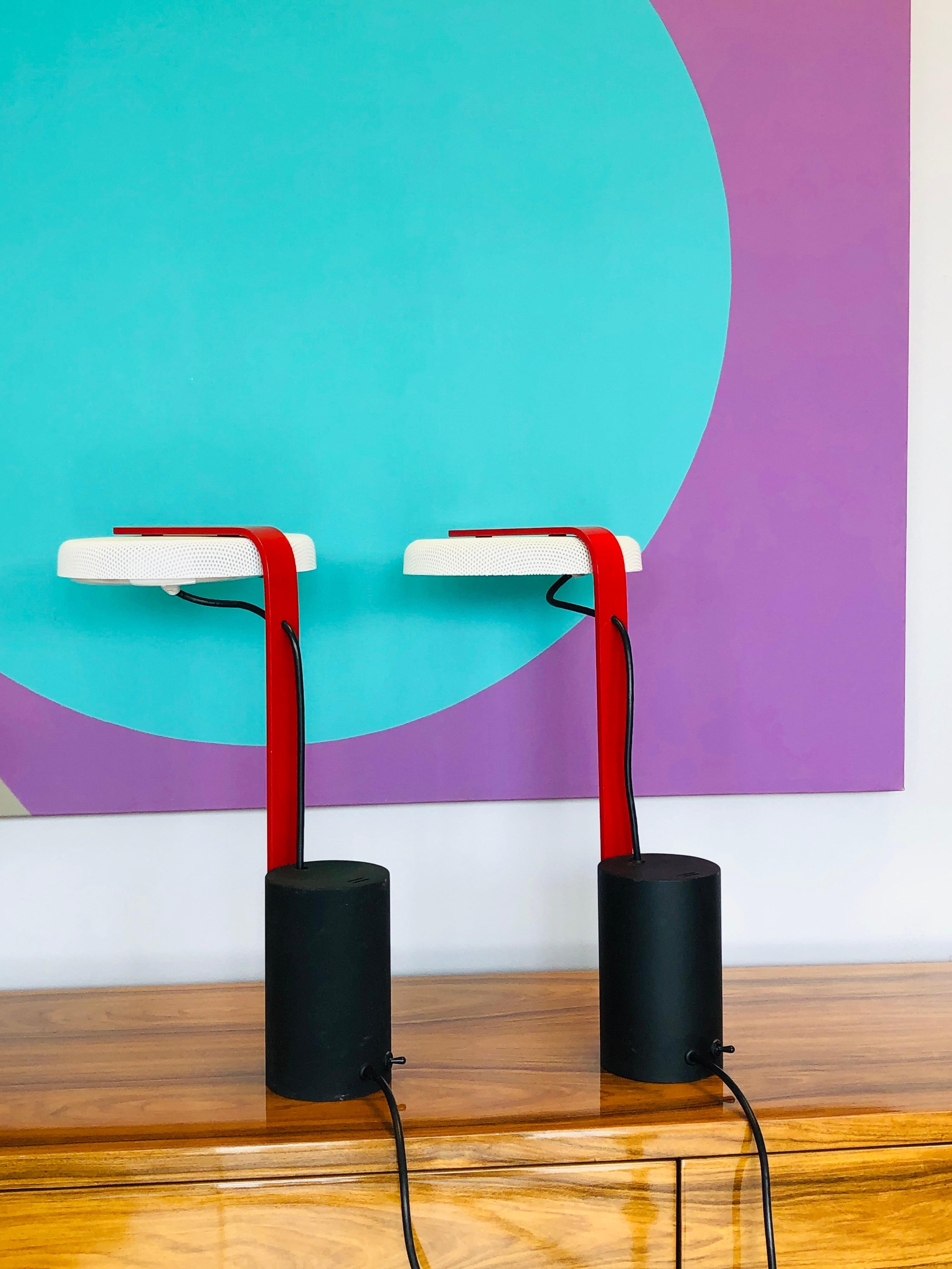 American Ron Rezek Post Modern Red, Black and White Table Desk Pair of Lamps For Sale