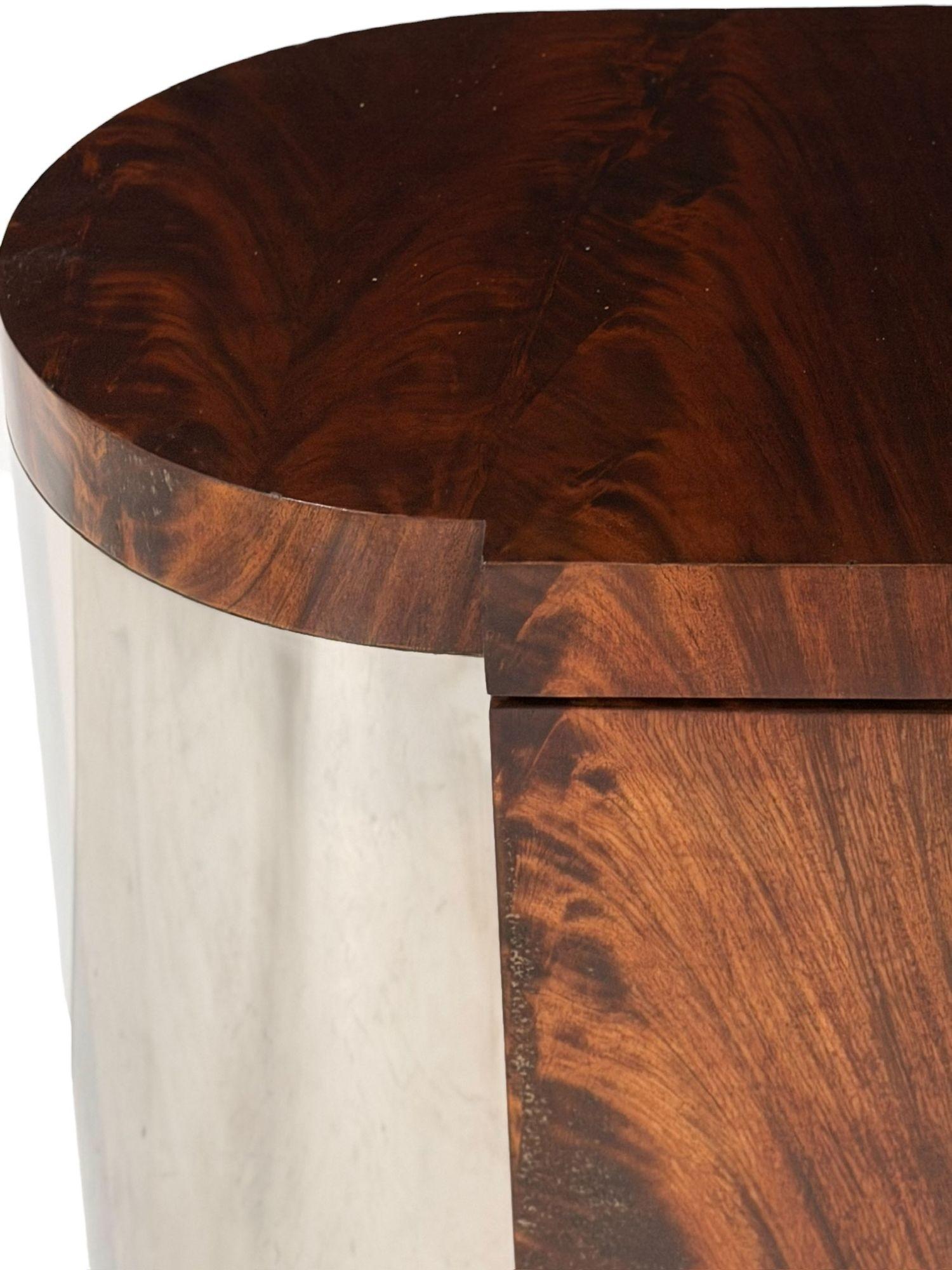 Cromo Ron Seff Burled Walnut Credenza with Chrome Sides, 1970 in vendita