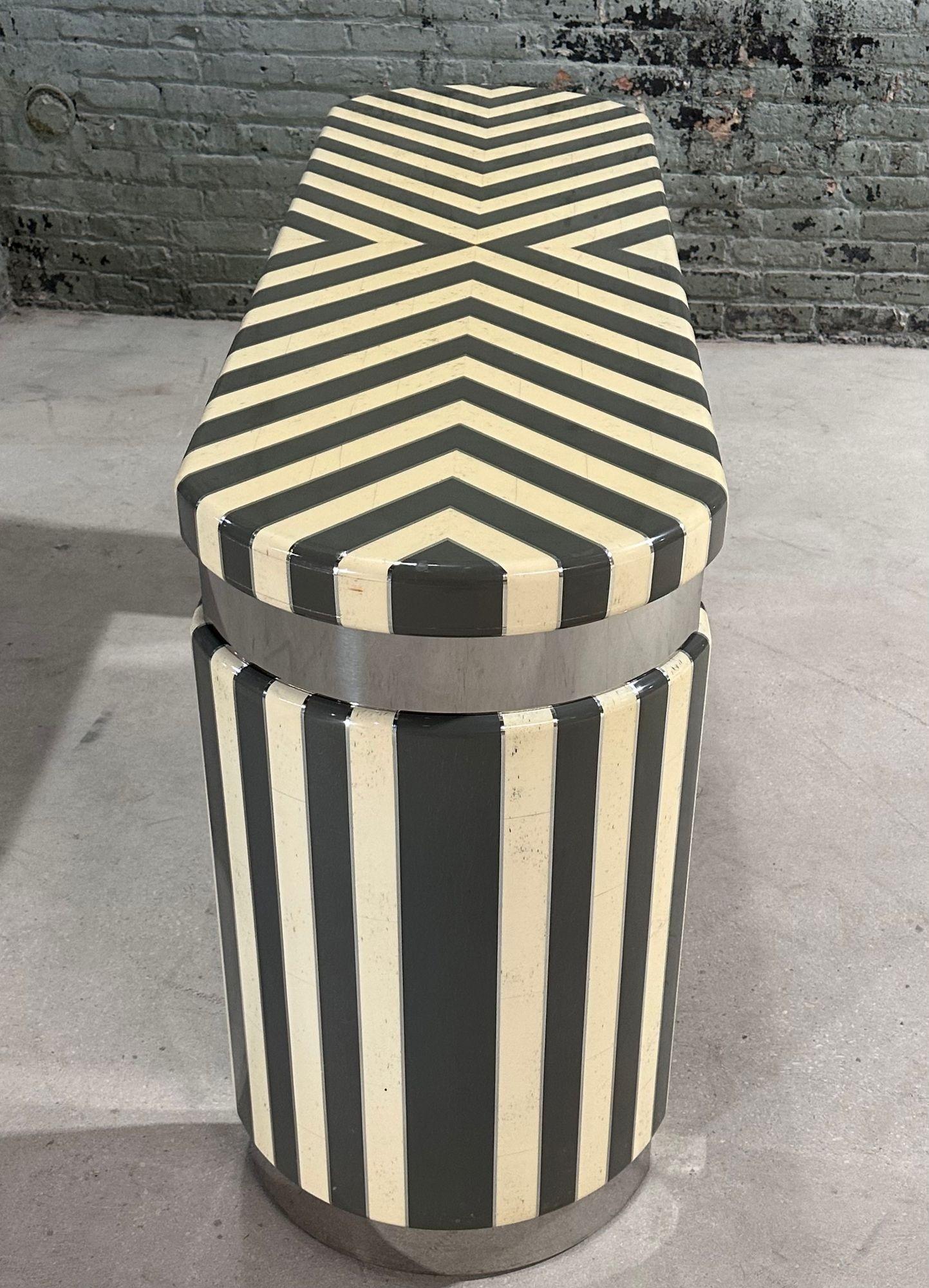 Ron Seff Grafische Konsole aus Knochen mit Mosaik, 1970 im Zustand „Gut“ im Angebot in Chicago, IL