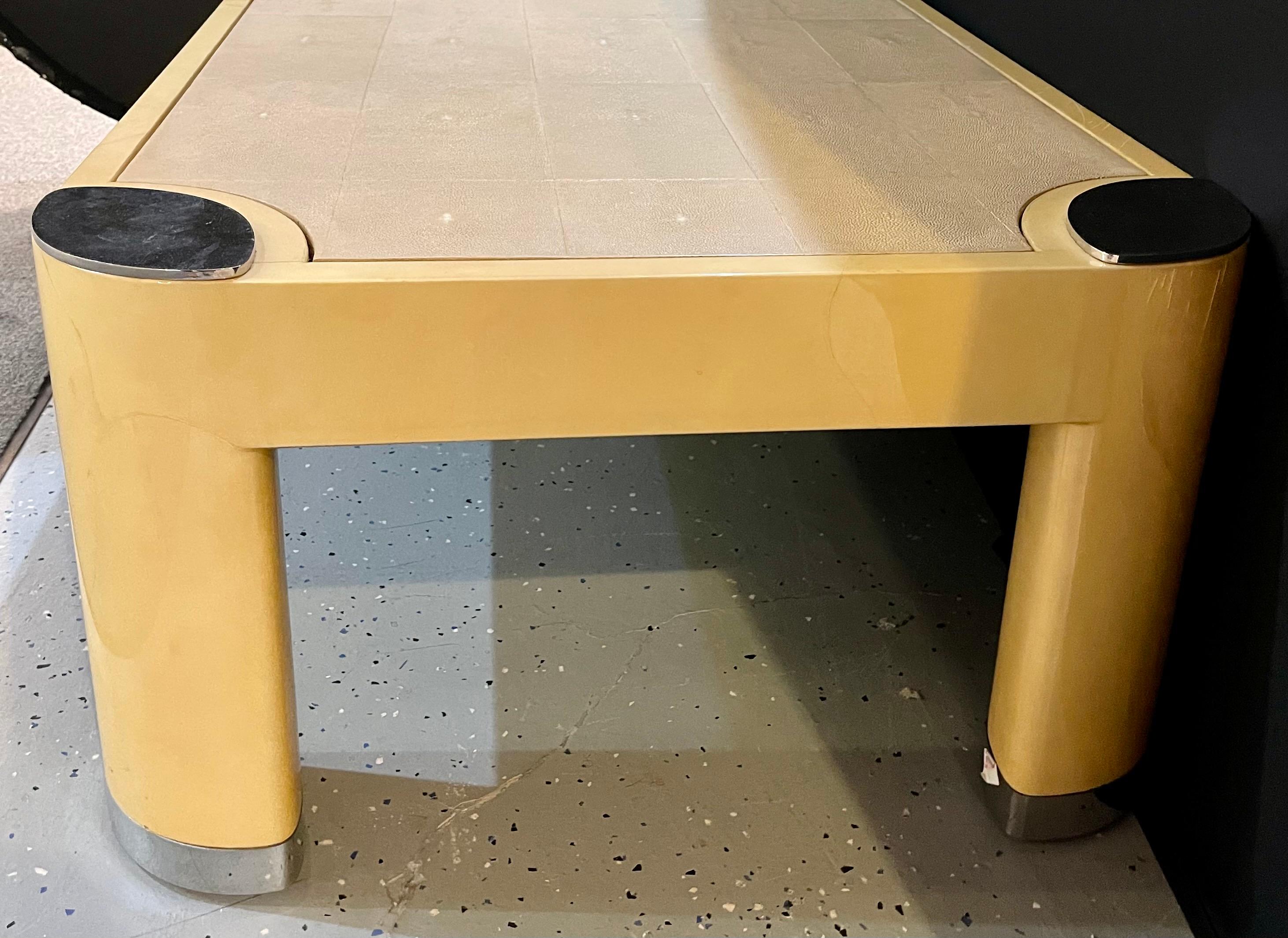 Ron Seff Oval Leg Cocktail Table in Lacquered Parchment Framing a Shagreen Top In Good Condition For Sale In Stamford, CT