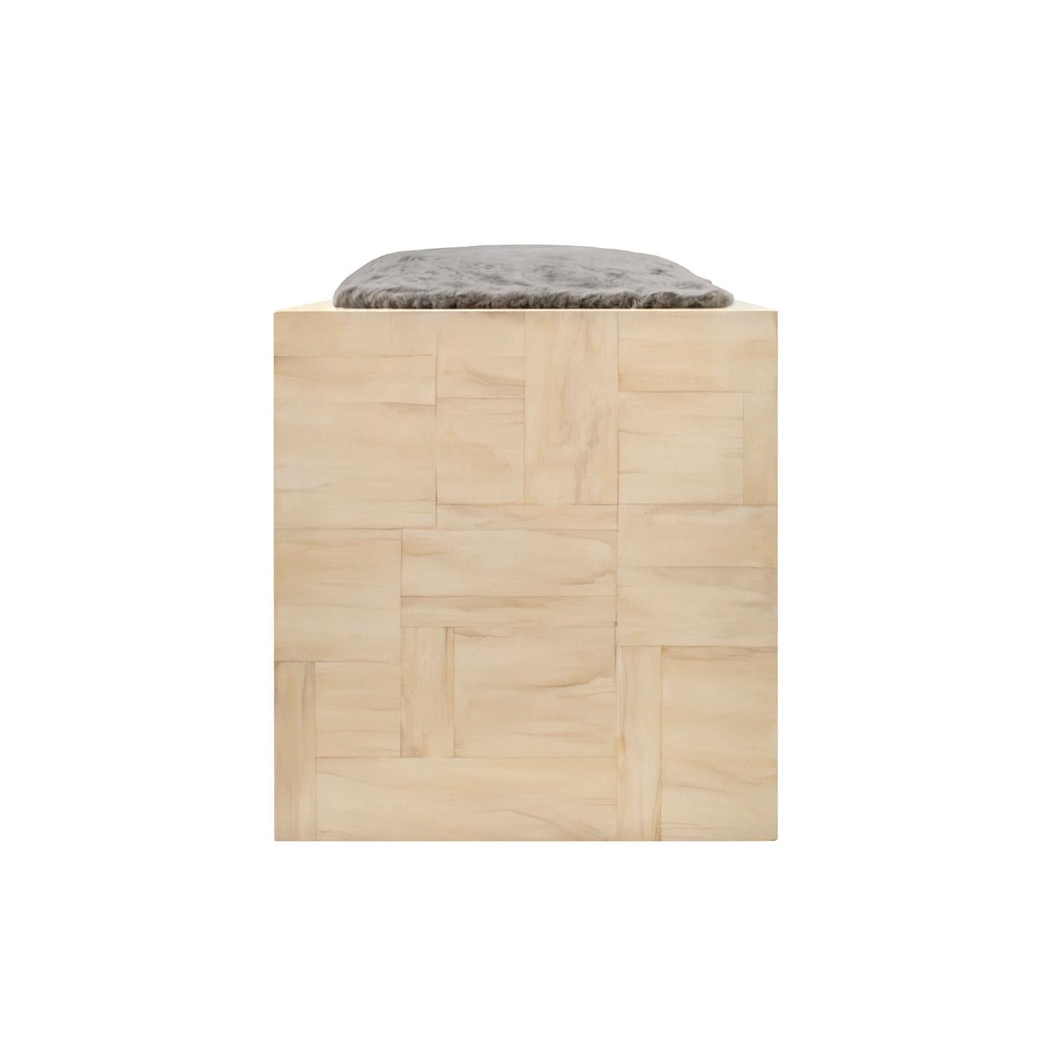 Moderne Superbe banc en laque os tessellée avec assise tapissée Ron Seff, années 1980 en vente