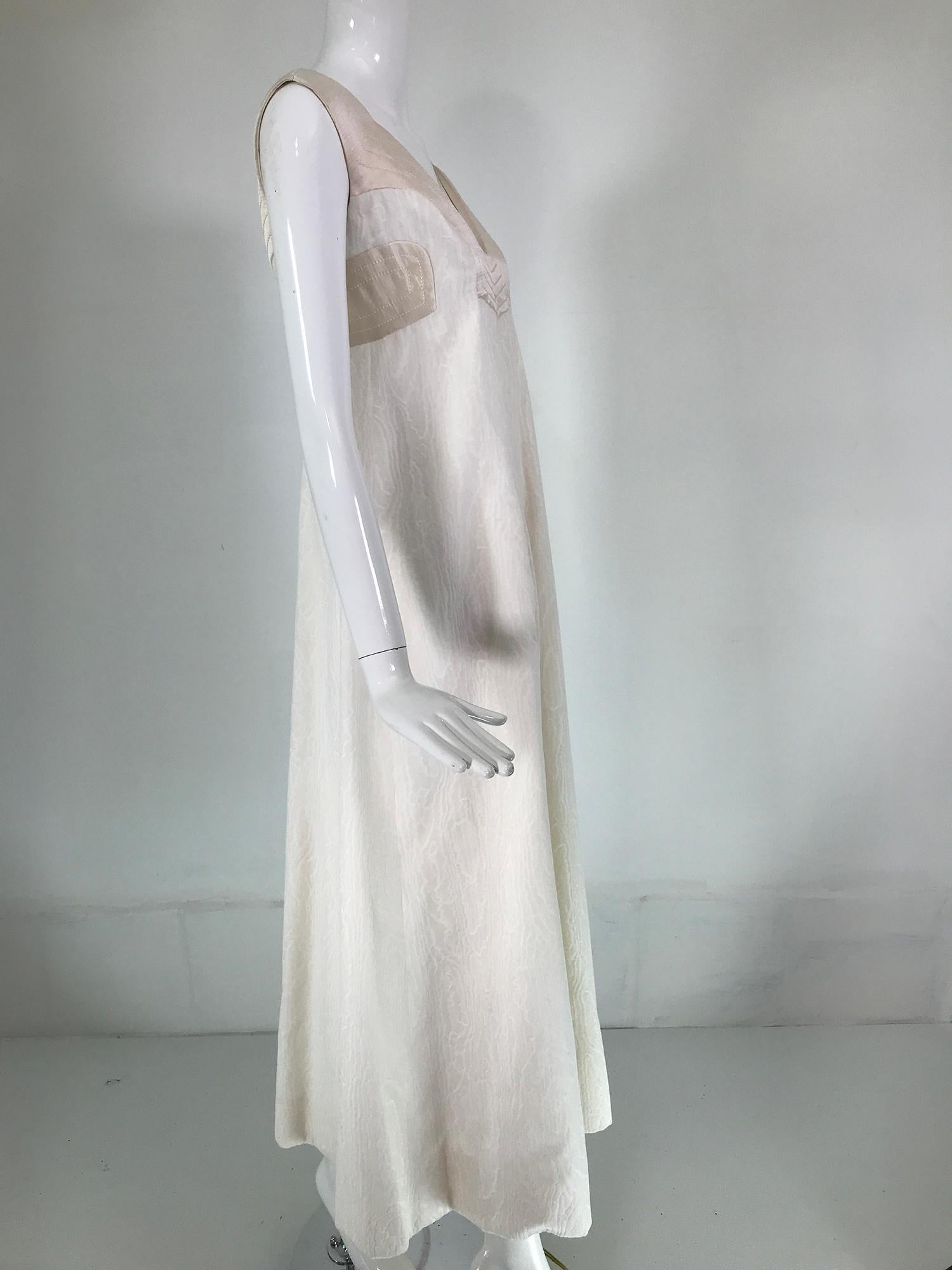 Ronald Amey - Manteau de soirée et robe de soirée rare en velours dévoré et satin, années 1970 en vente 4