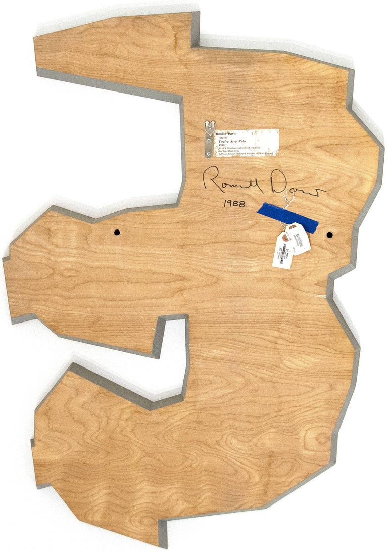 Ronald Davis Twelve Step Roto (Ray Trace Shape Series) For Sale at