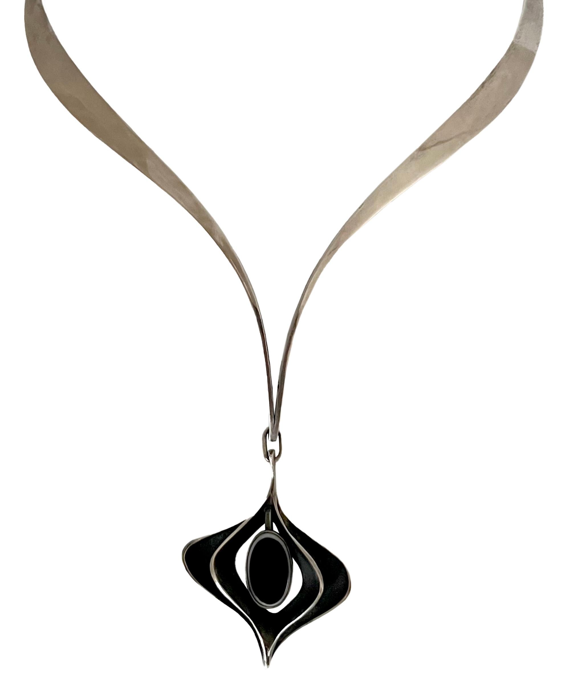 Modernist Ronald Hayes Pearson American Modern Sterling Silver Black Onyx Pendant Necklace