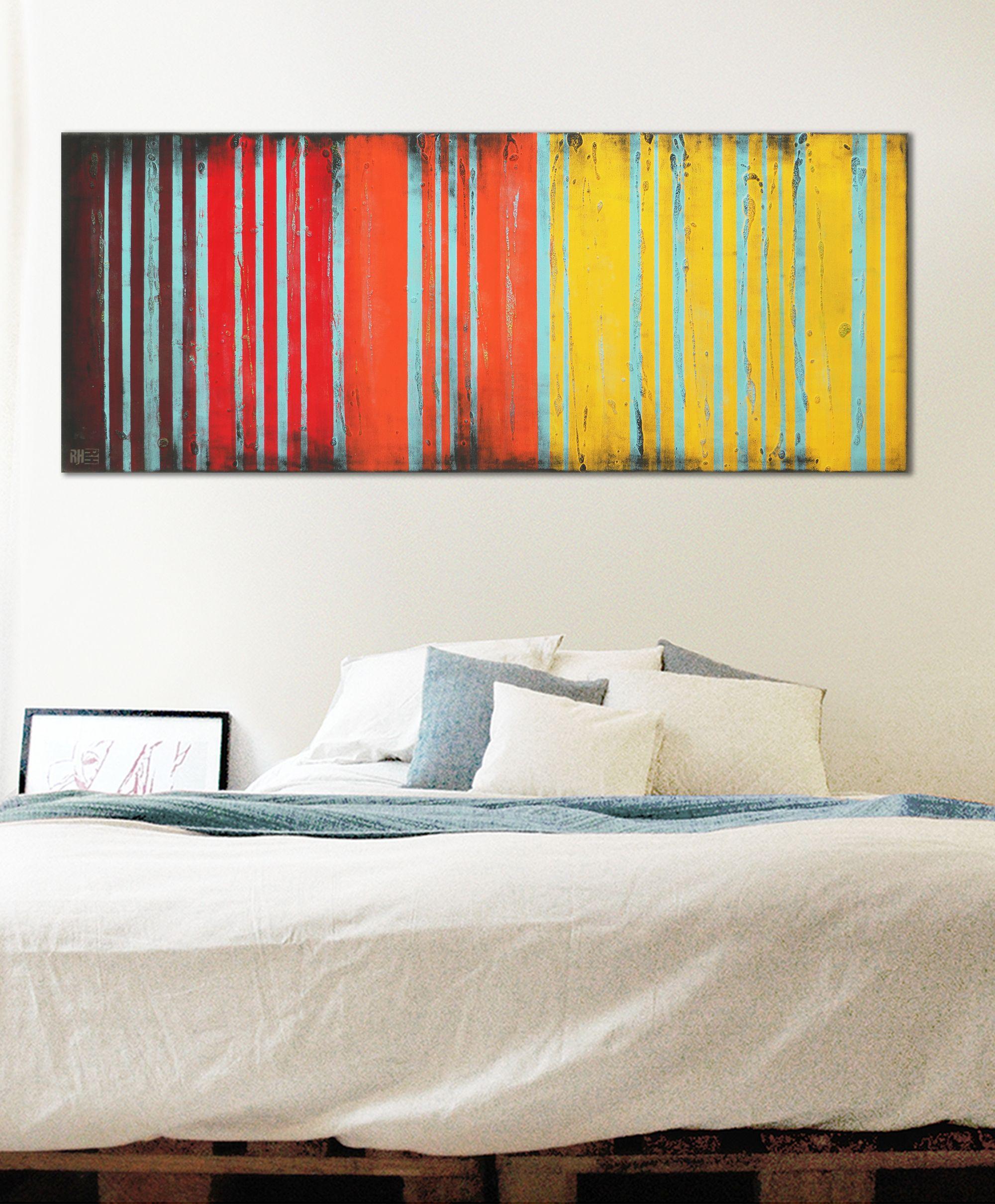 A colorful artwork to spice up your interior style. This painting is built up from many layers of paint, creating depth and texture. There is always something new to discover in this work of art.   