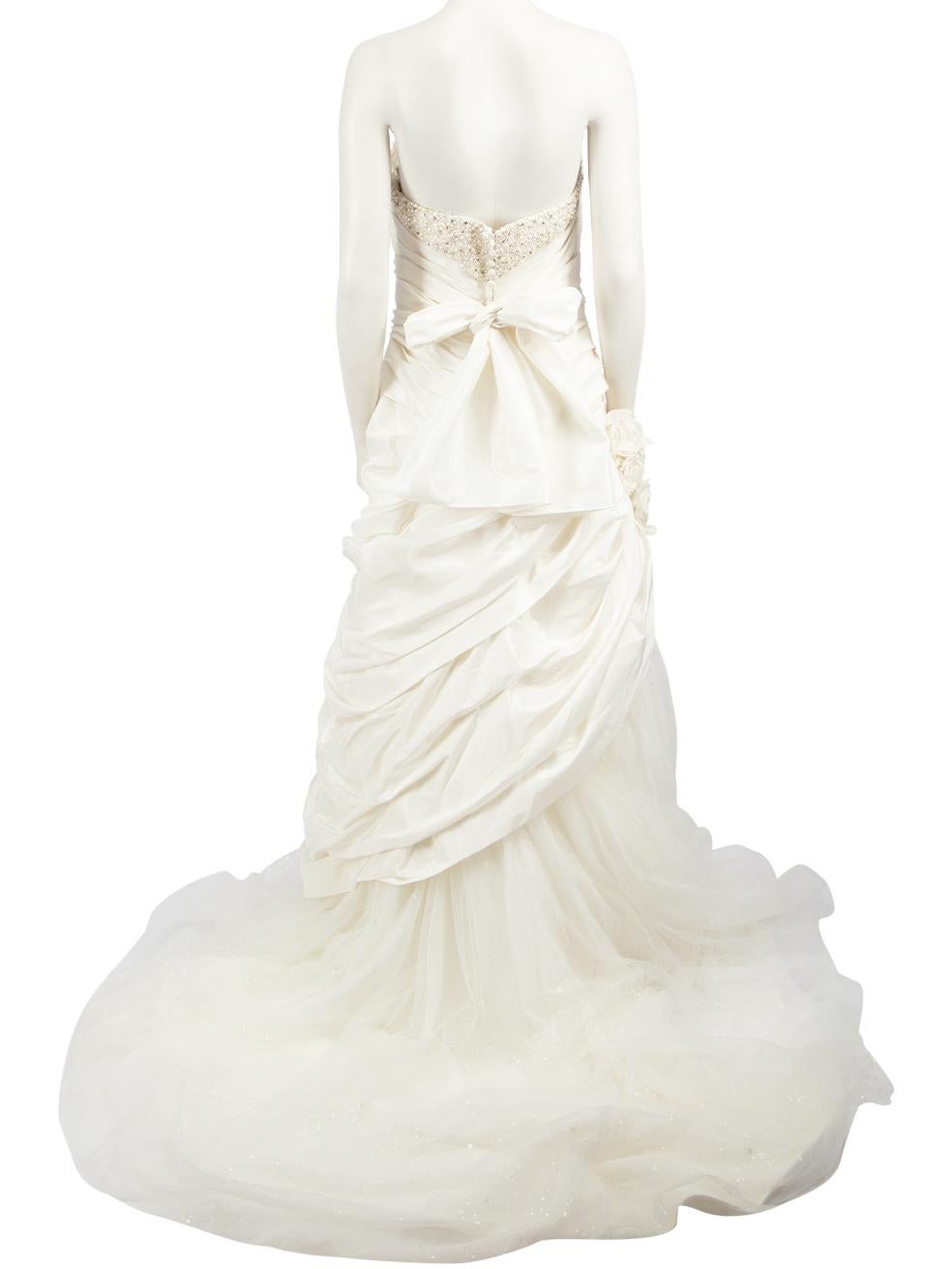 Ronald Joyce Cream Crystal Embellish Wedding Gown Size XL In Good Condition For Sale In London, GB
