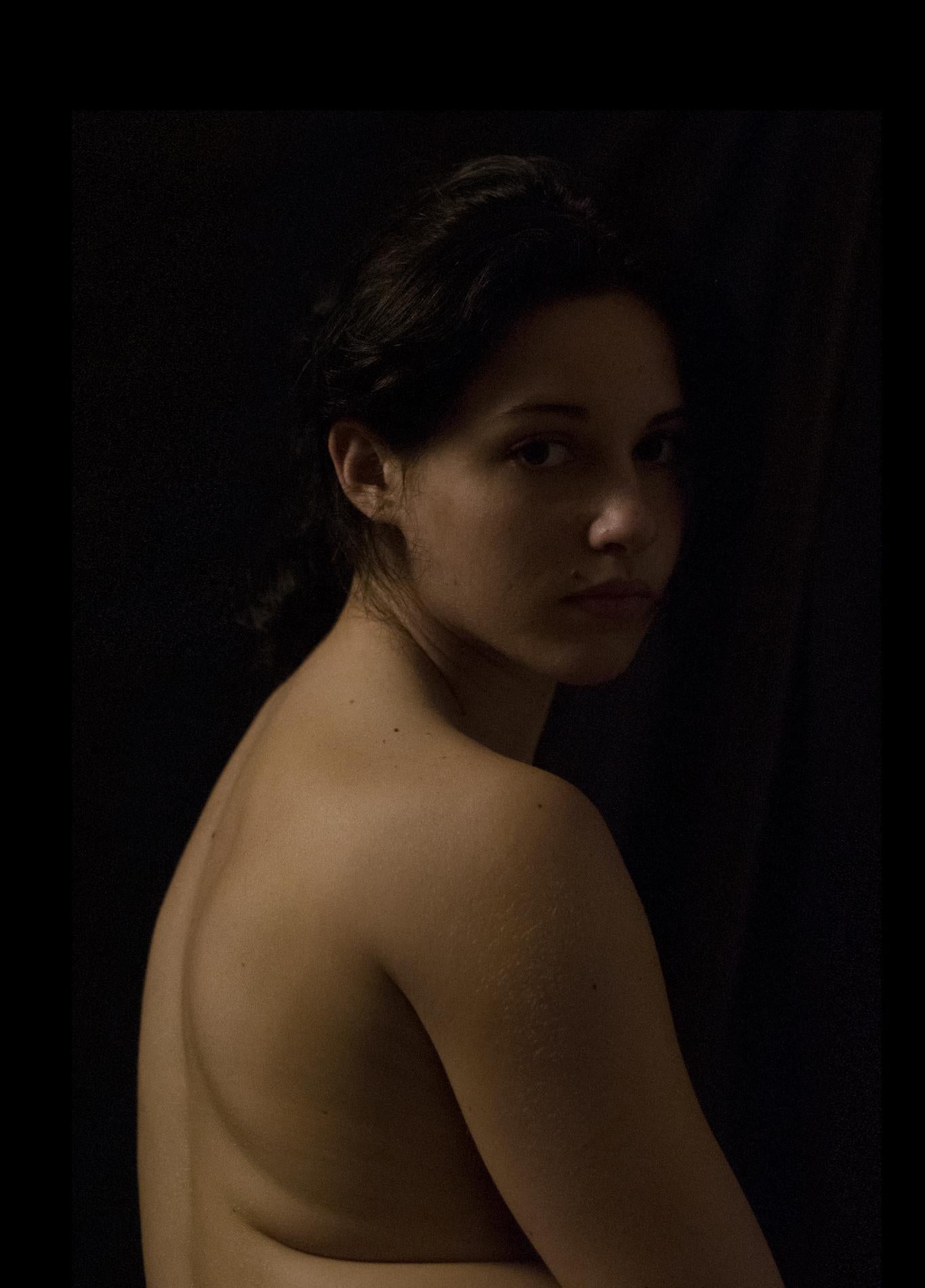 Desnudo Divino nº 13 es una fotografía de edición limitada del artista contemporáneo francés Ronald Martínez. 

Esta fotografía se vende sin enmarcar como impresión únicamente. Está disponible en 2 dimensiones:
*100 × 72 cm (39,4 × 28,3 pulg.),