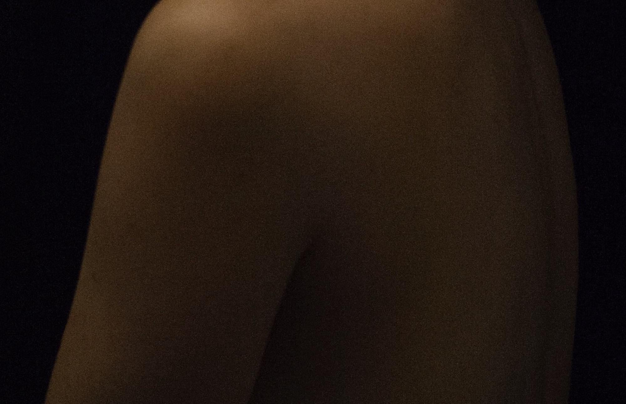 Divine Nude No.21 von Ronald Martinez – Kunstfotografie, Renaissance, Frau im Angebot 7