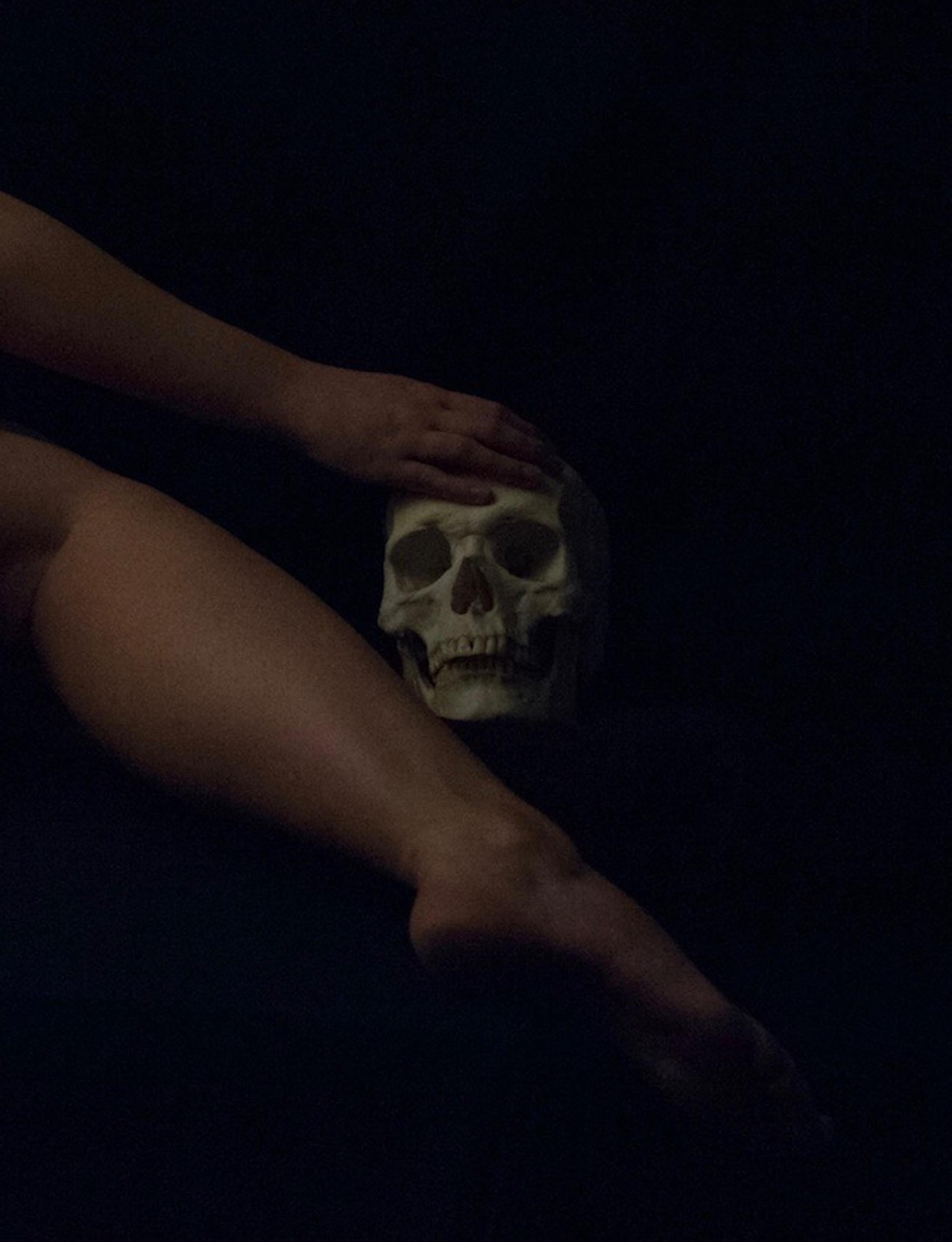 Divine Nude No.6 von Ronald Martinez – Kunstfotografie, Renaissance, Frau im Angebot 3