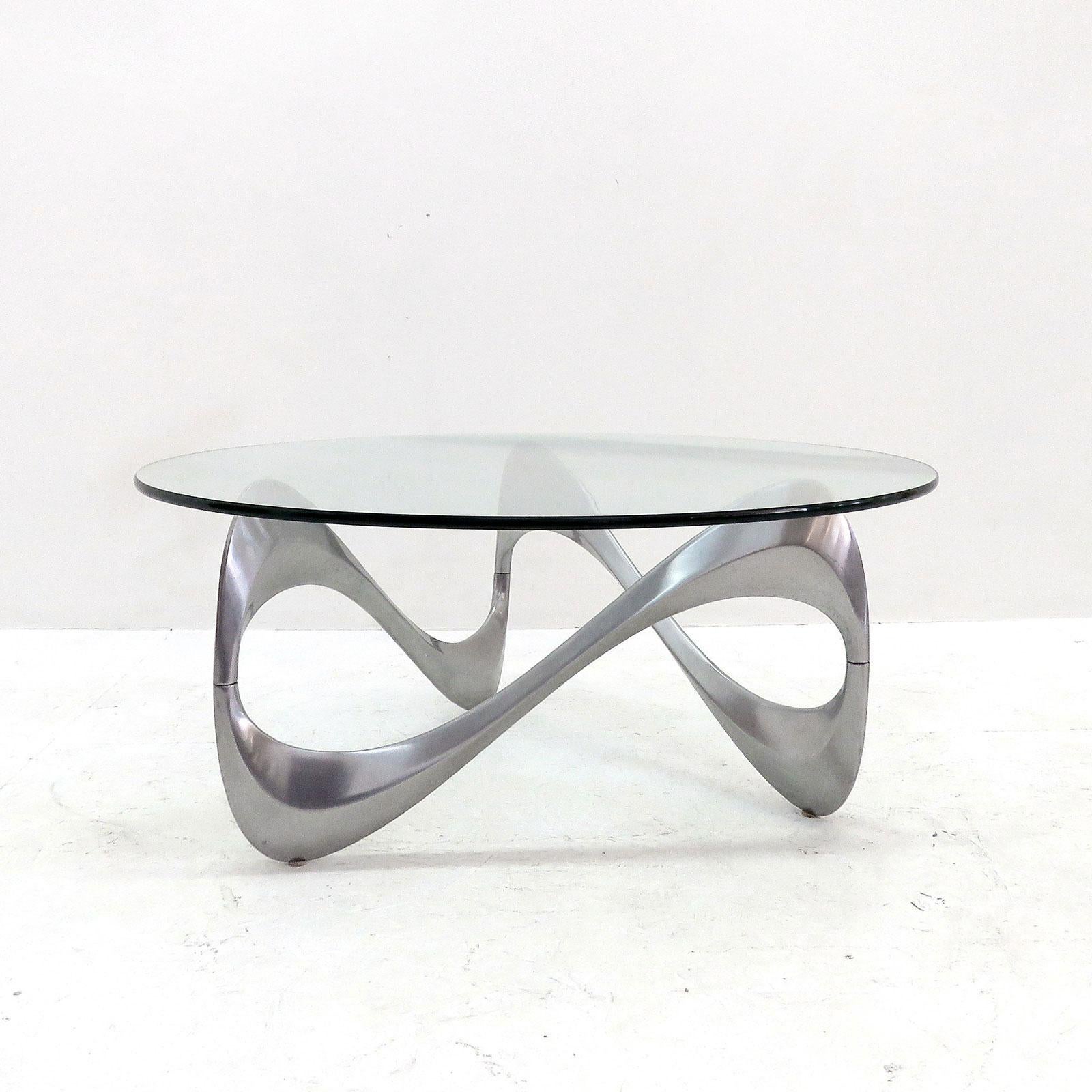 wonderful, sculptural coffee table 