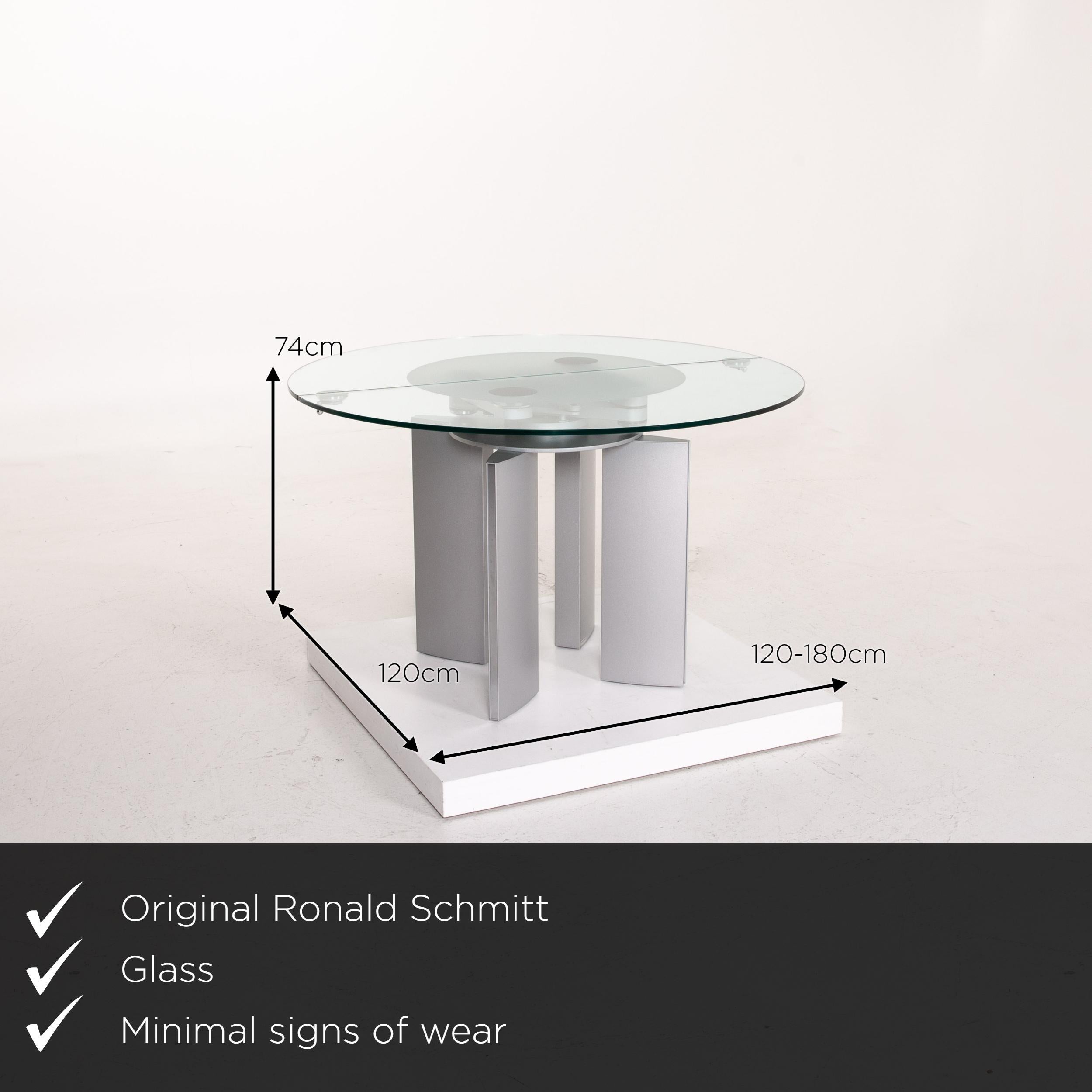 We present to you a Ronald Schmitt K / G 750 / E glass dining table metal table.
 

 Product measurements in centimeters:
 

Depth 120
 Width 120
Height 74.





 
