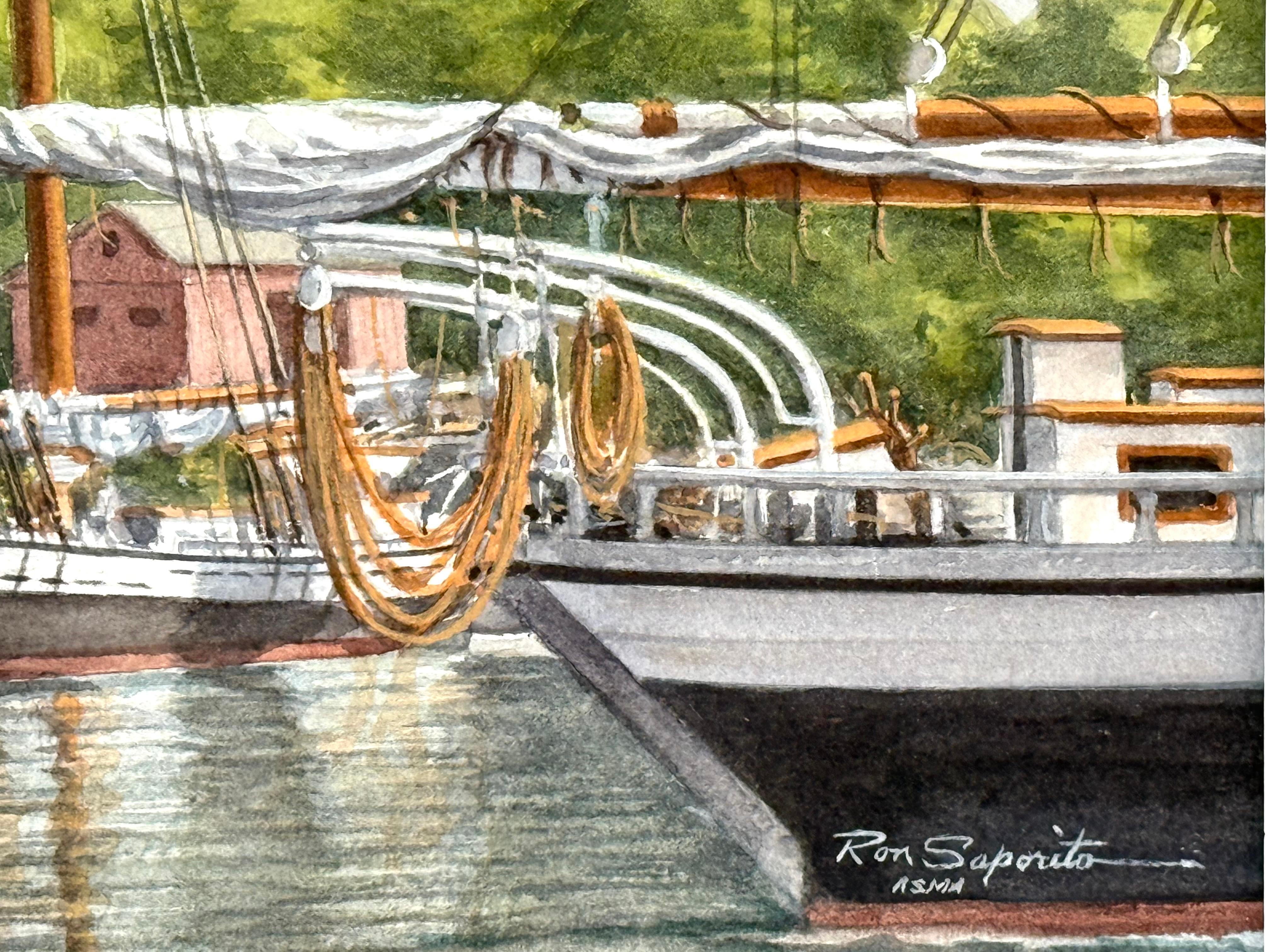 Wunderschönes, originales Aquarell auf Archivpapier von zwei klassischen amerikanischen Segelbooten des bekannten Marinekünstlers Ron Saporito  Signiert vom Künstler unten rechts. Der Zustand ist ausgezeichnet. Circa 1975. Unter Glas.  Gerahmt mit