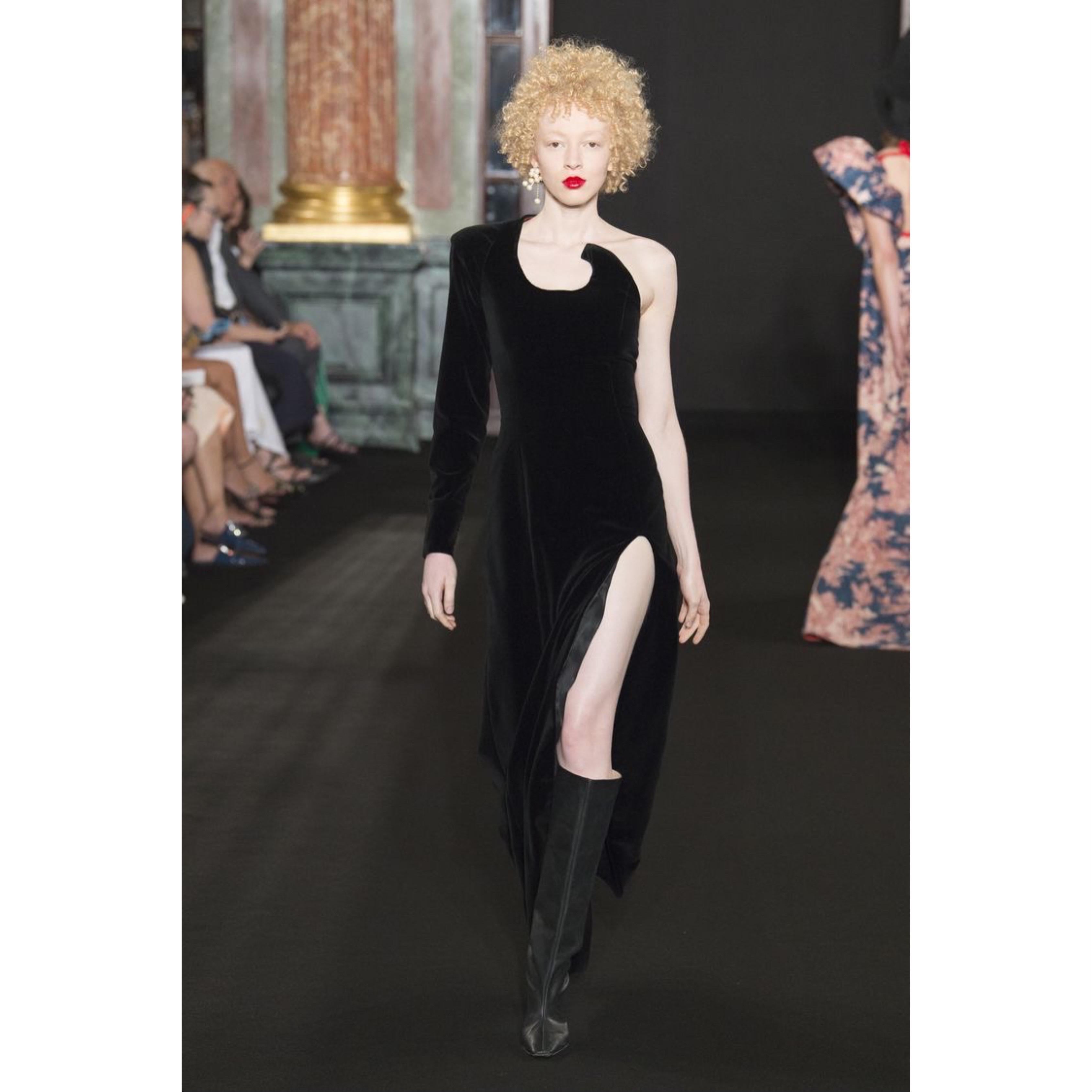 Ronald van der Kemp Demi Couture Fall 2018 Sculptural Black Dress  For Sale 8