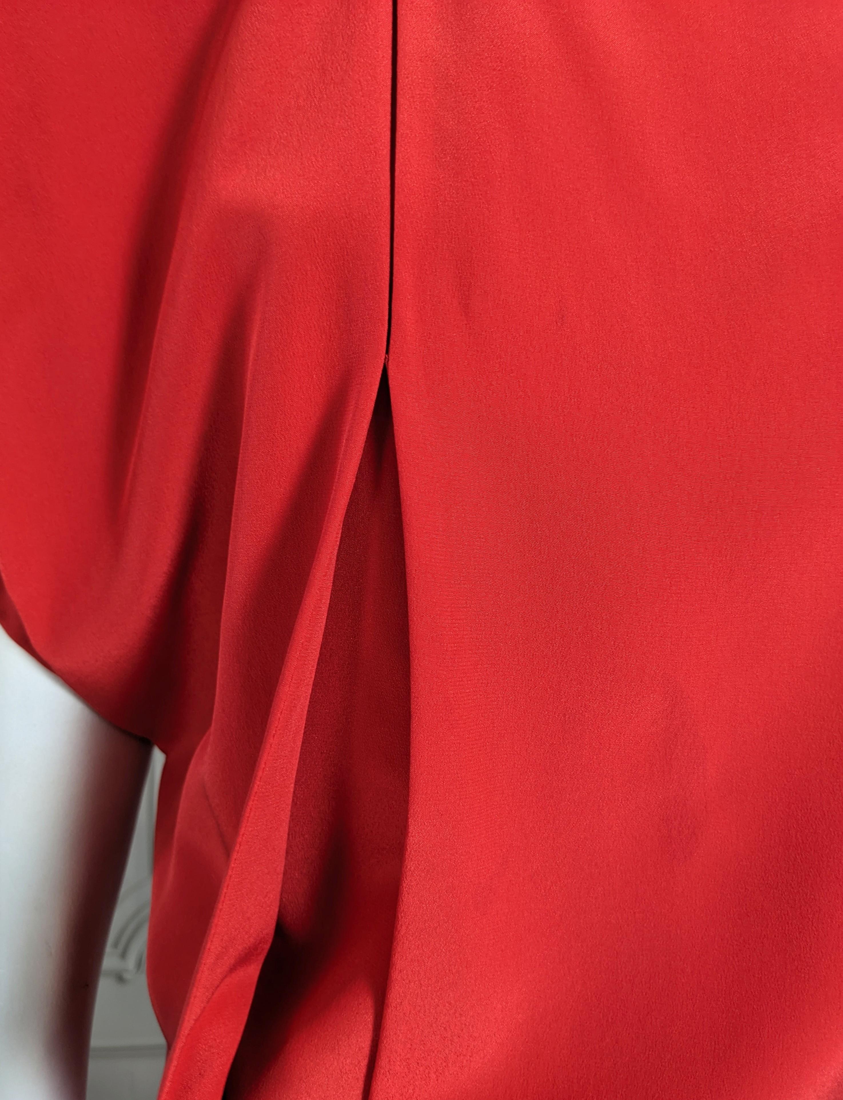 Top de crepé de seda Ronaldus Shamask para Moss Rojo en venta