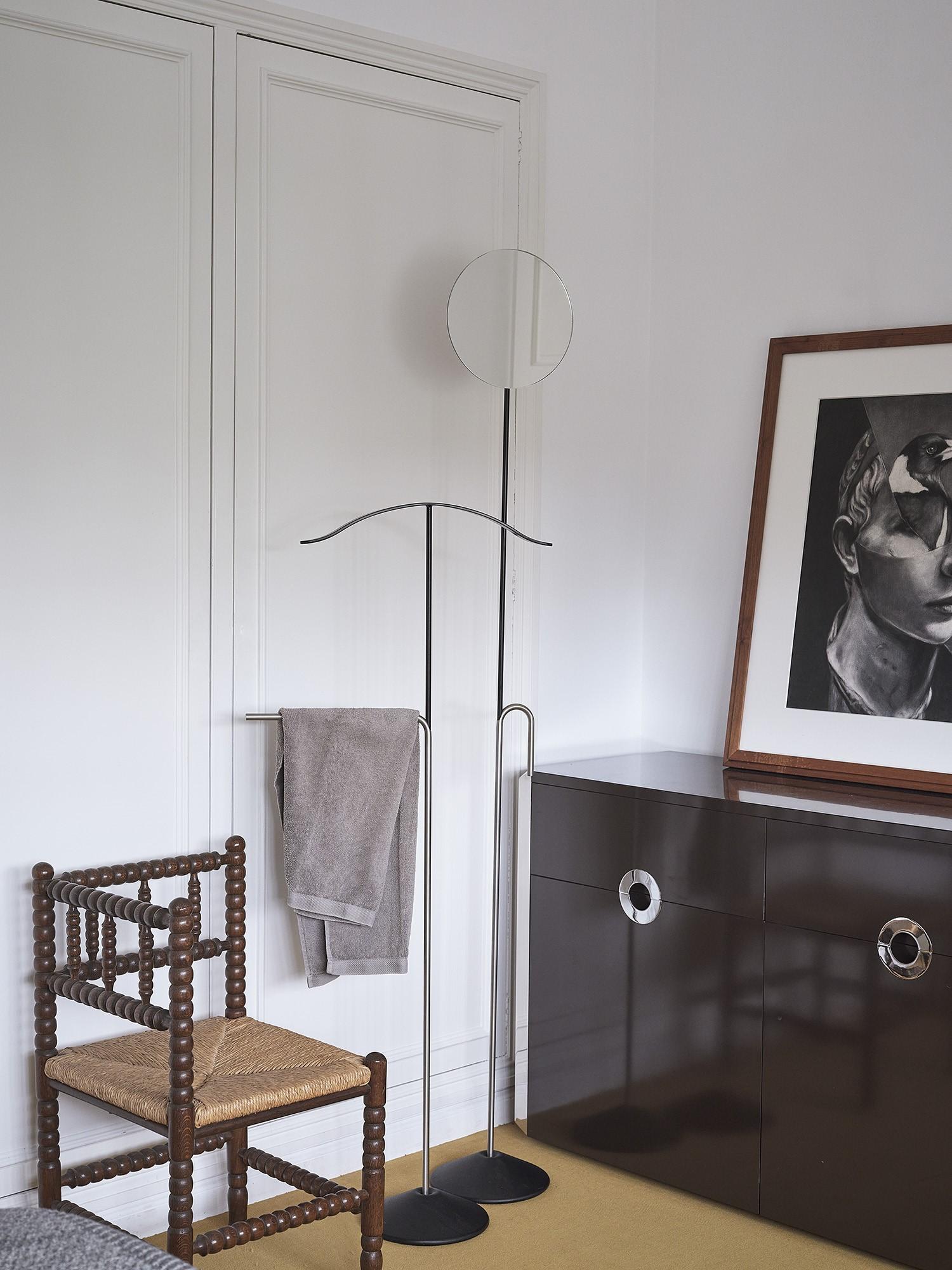 Ronan Bouroullec, Specchio a forma di pipistrello, Acciaio, Spagna, Minimalista In condizioni Nuovo in vendita a Barcelona, ES