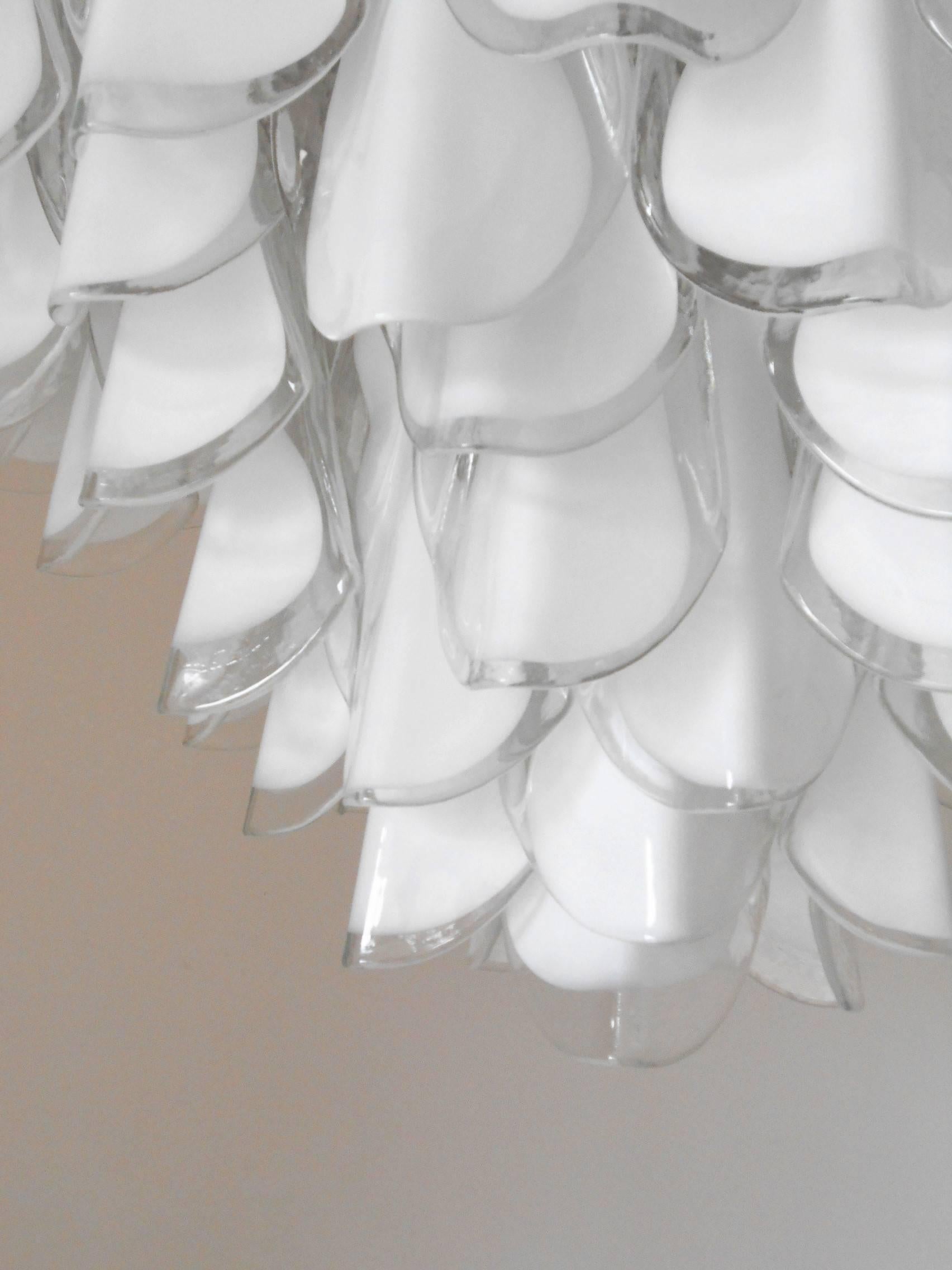 Vetro soffiato Lampadario Rondine di Fabio Ltd in vendita